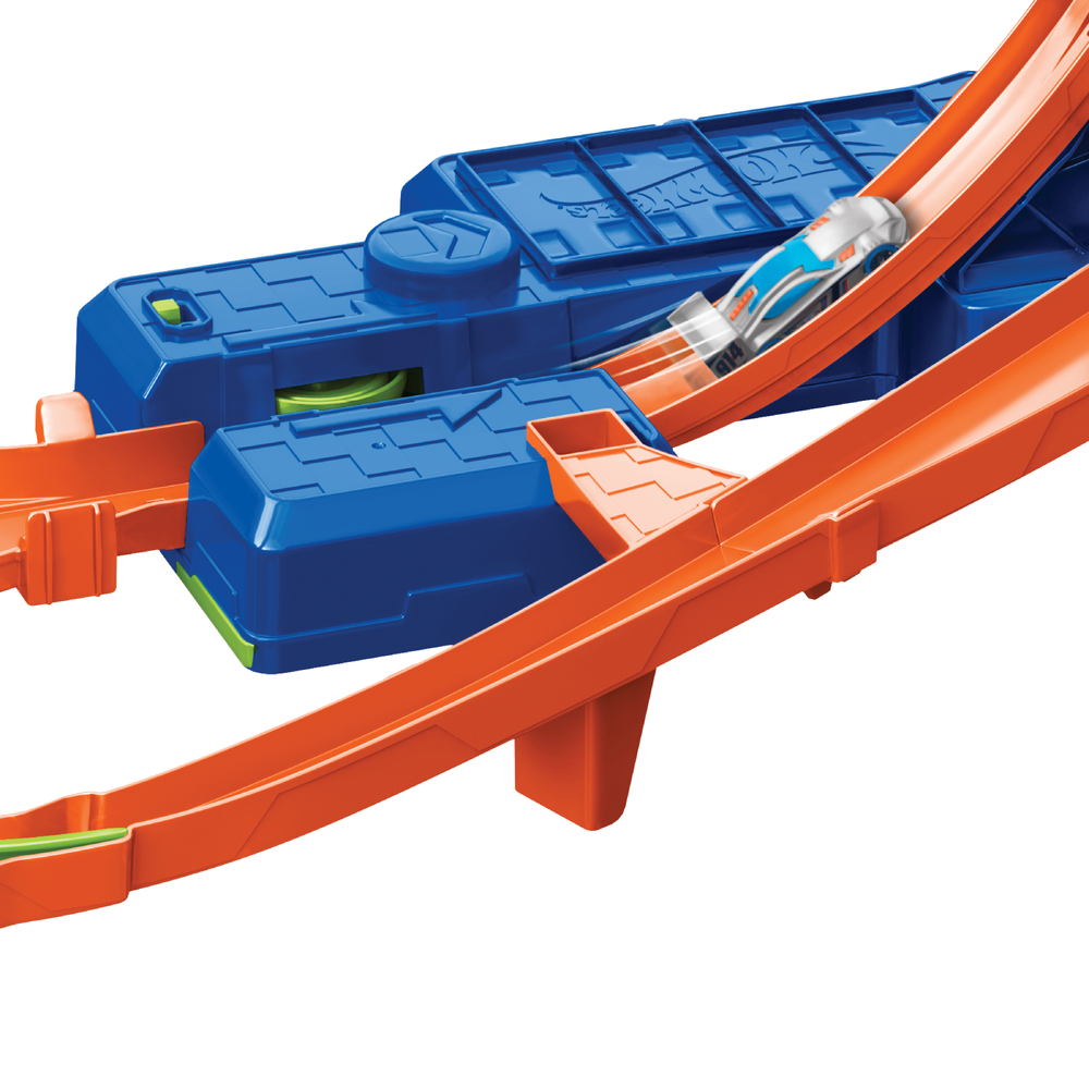 Трек Hot Wheels Столкновение в воздухе JFD12 - фото 3