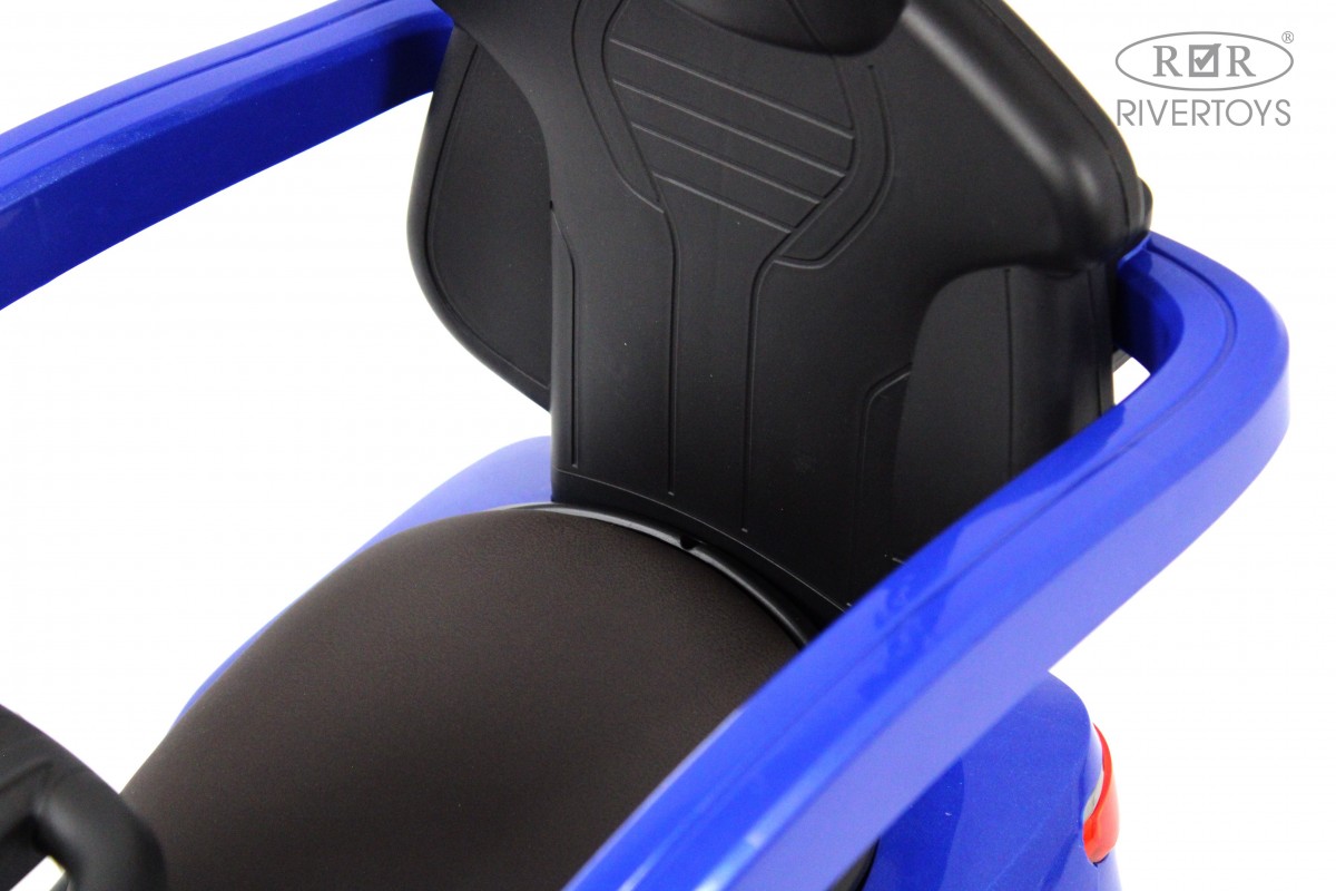 Электромобиль RIVERTOYS Mercedes Z003ZZ-A-BLUE С пультом ДУ - фото 8