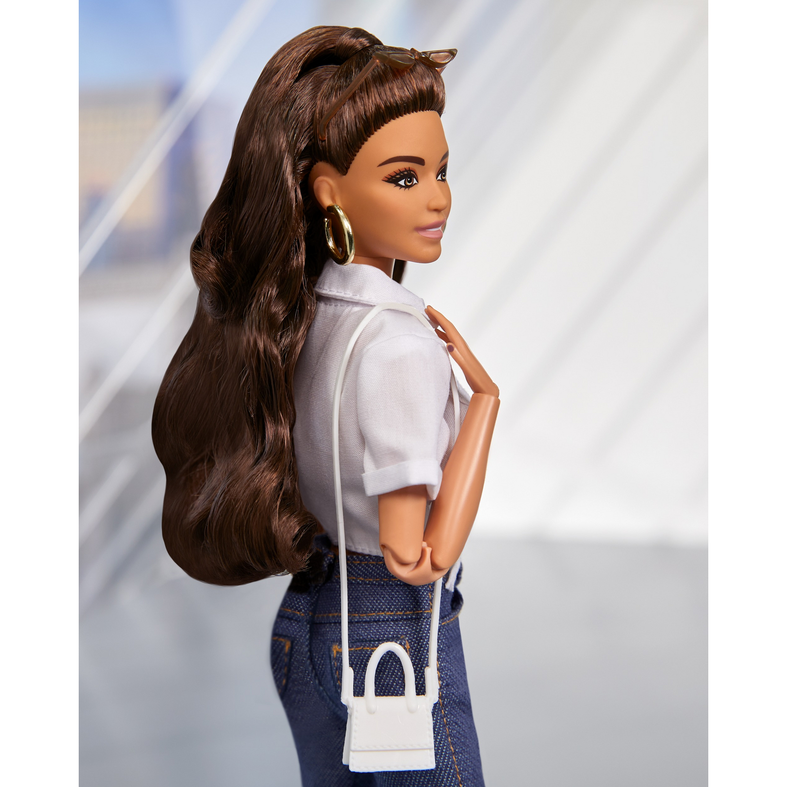 Кукла модельная Barbie HCB75 - фото 5