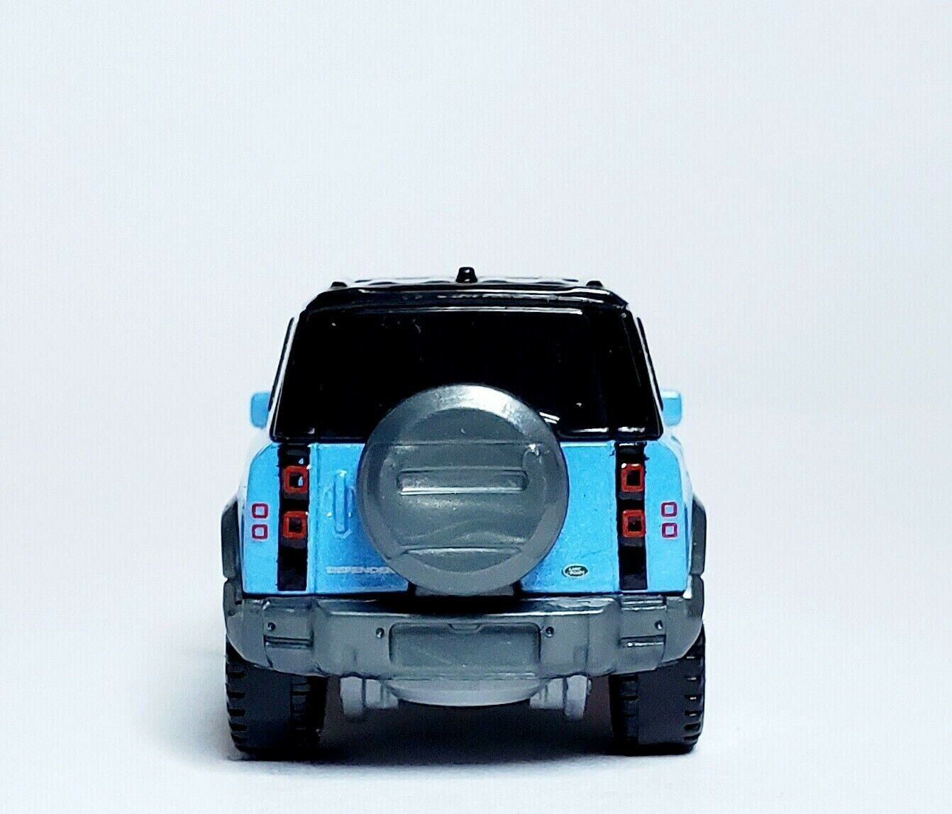 Внедорожник Matchbox Land Rover Land Rover Defender 90 60742 - фото 8