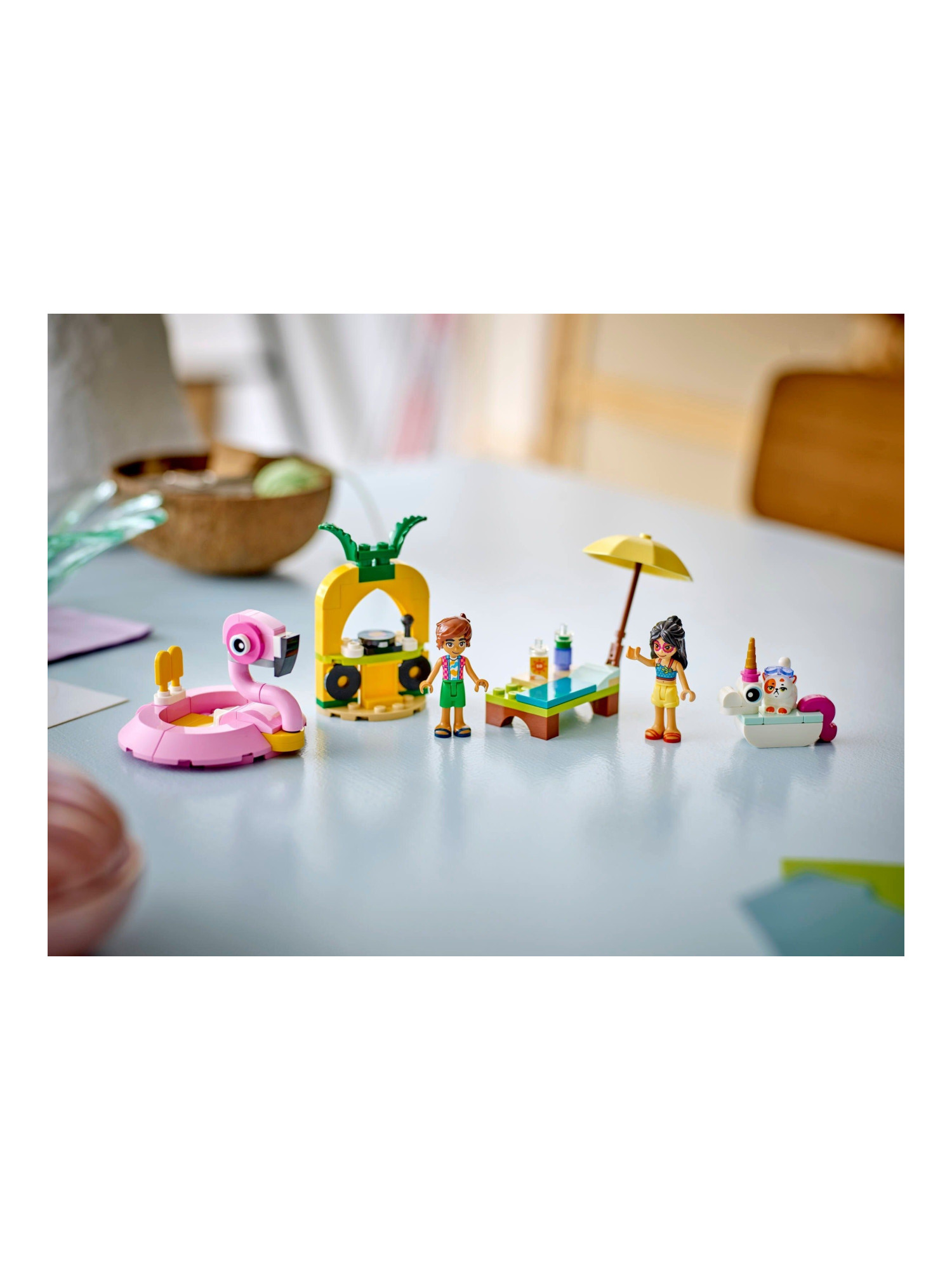 Конструктор LEGO Friends Вечеринка у бассейна 99 дет. - фото 6