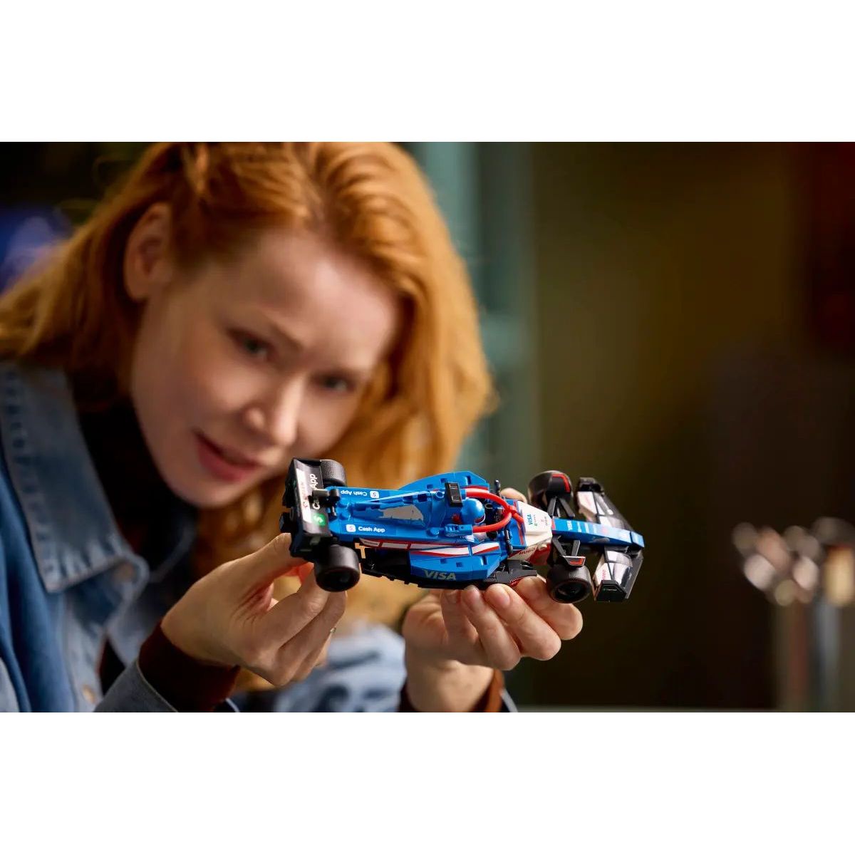 Конструктор LEGO Speed Champions Виза кэш апп РБ 248 дет. - фото 8