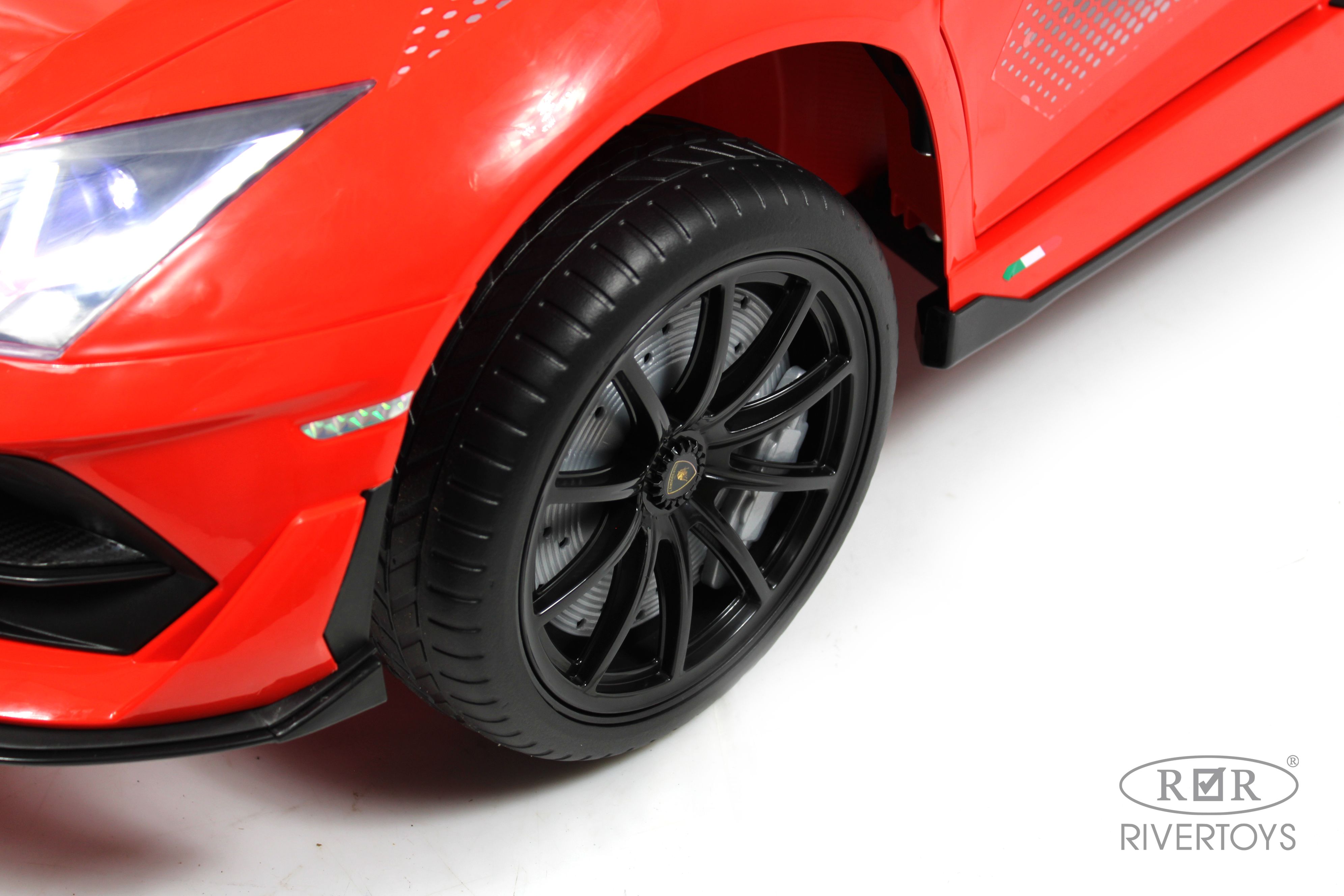 Электромобиль RIVERTOYS K888PX-RED С пультом ДУ - фото 11