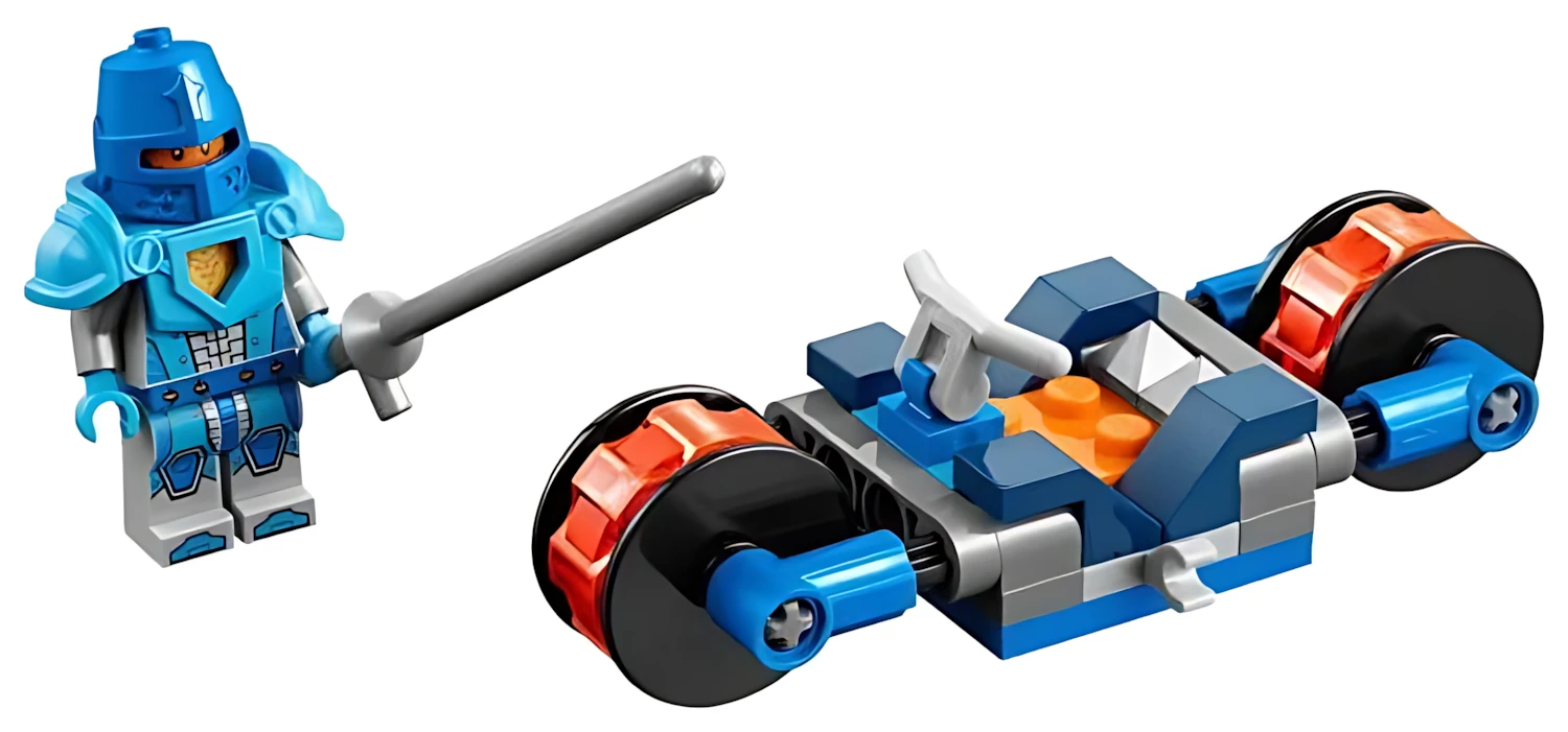 Конструктор LEGO NEXO KNIGHTS 30376 37 дет. - фото 1