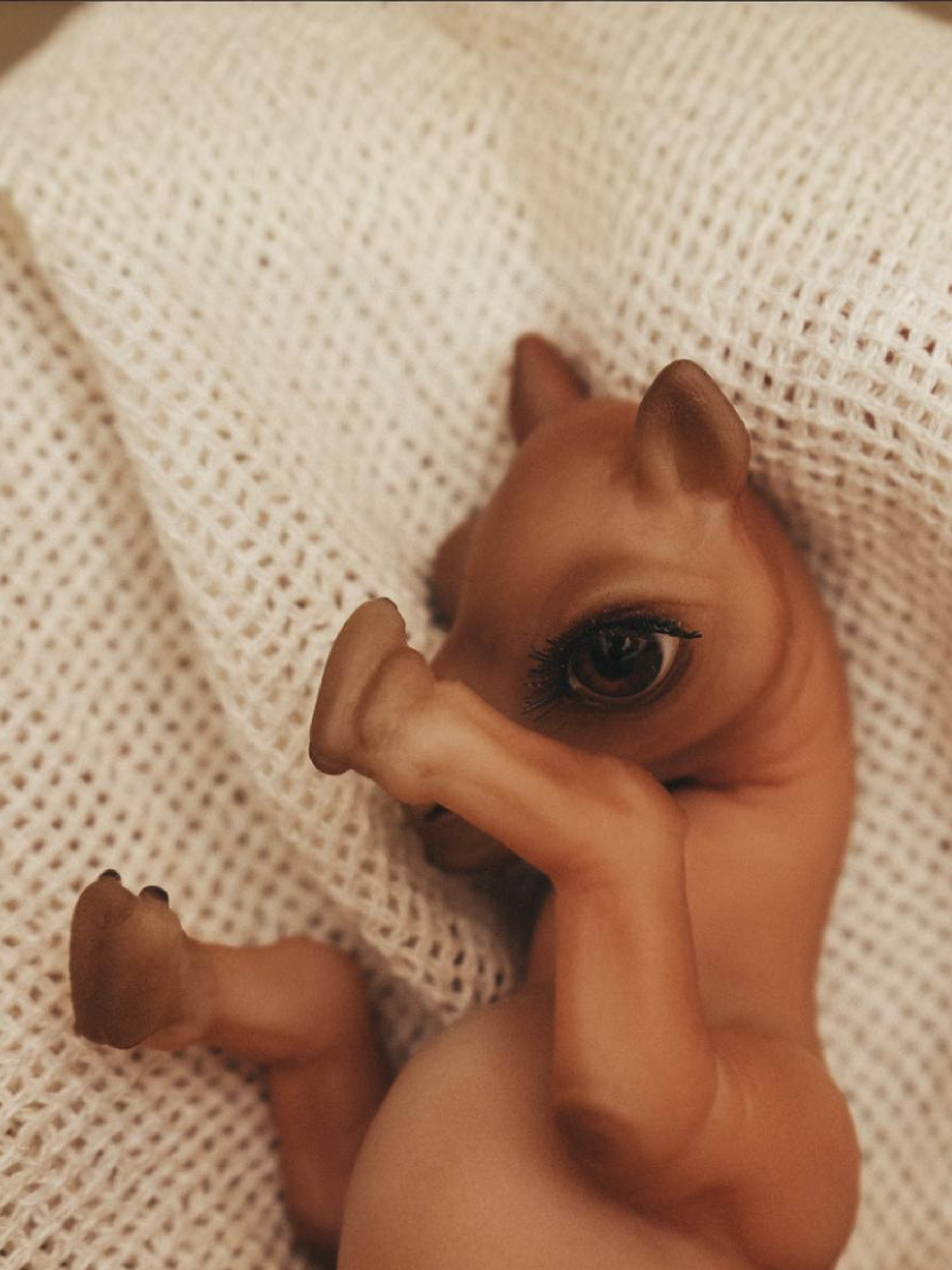 Кукла мини Magic Manufactory Magic Pets верблюд высота 16 см 4631171133028 - фото 9