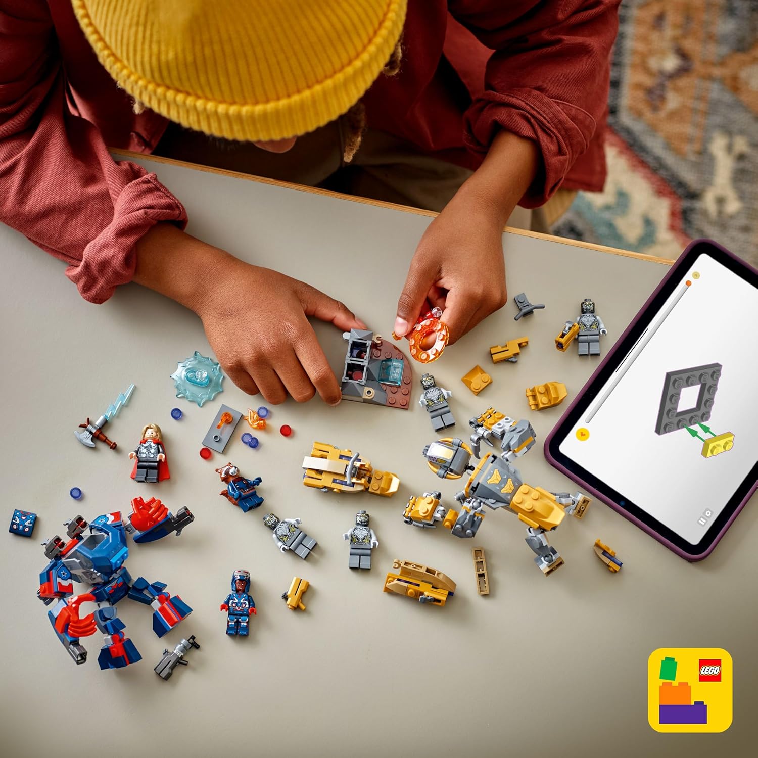 Конструктор LEGO Marvel Super Heroes Тор против Читаури 373 дет. - фото 6