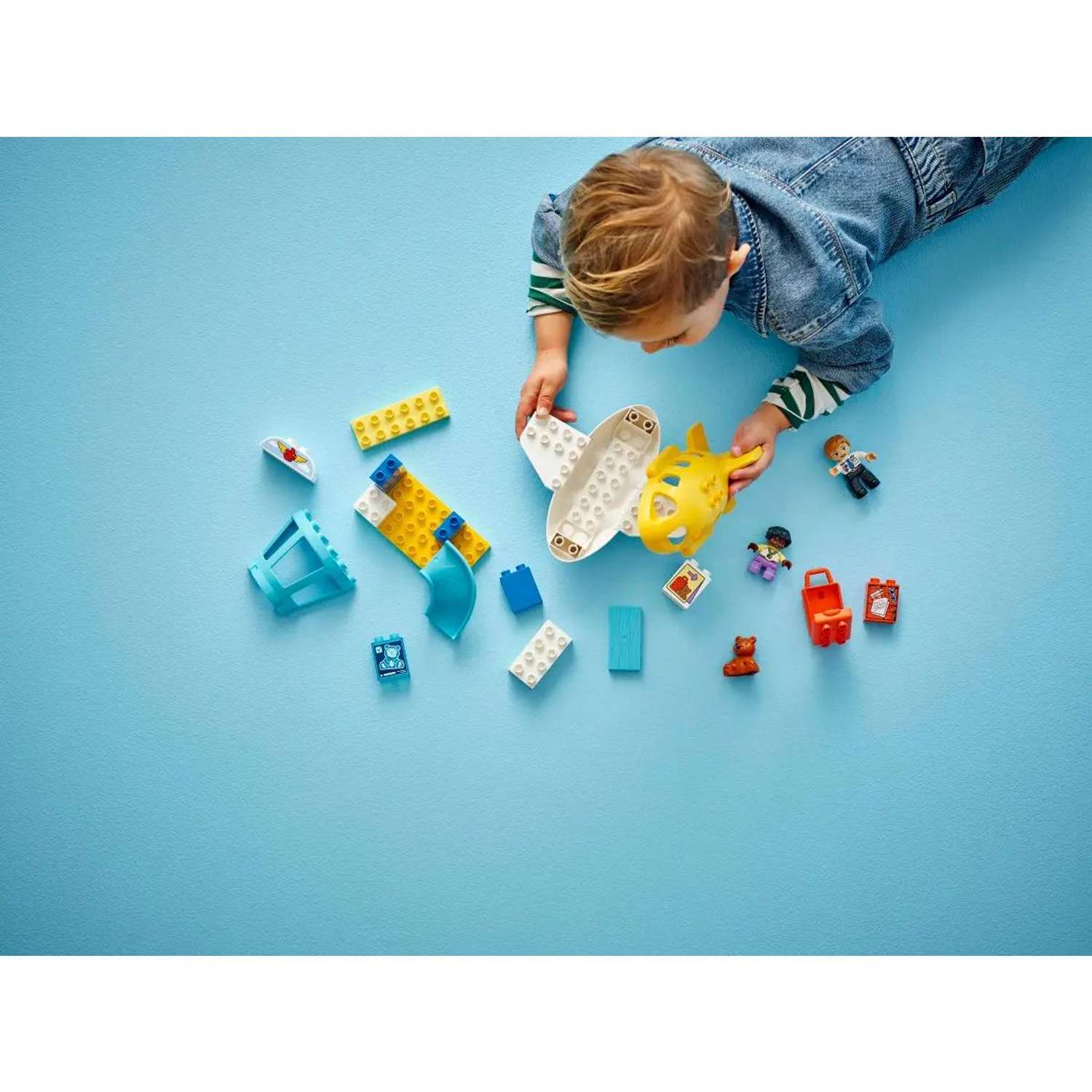 Конструктор LEGO DUPLO Первый раз в аэропорту блочный - фото 9