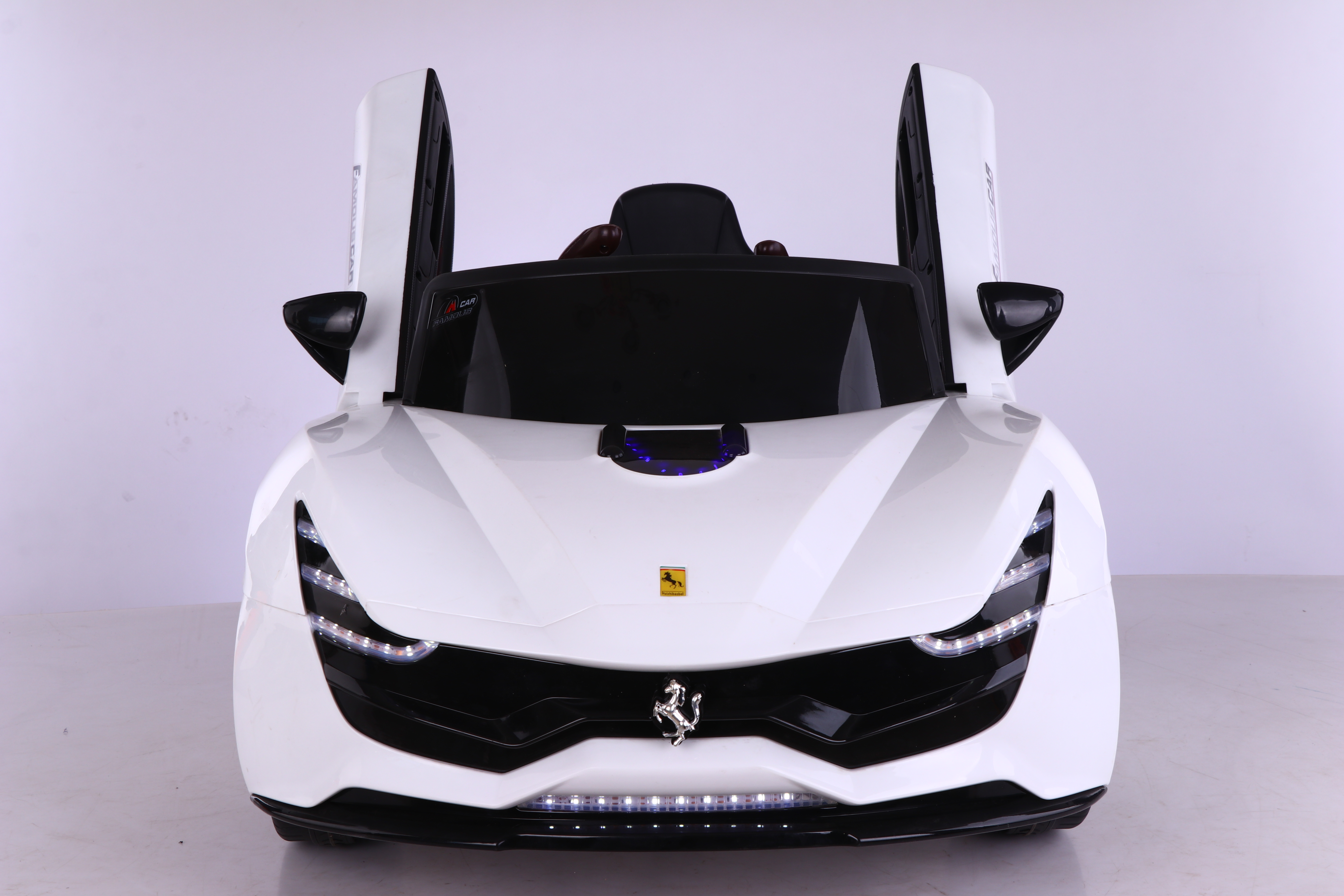 Автомобиль TOYLAND Ferrari С пультом ДУ - фото 4