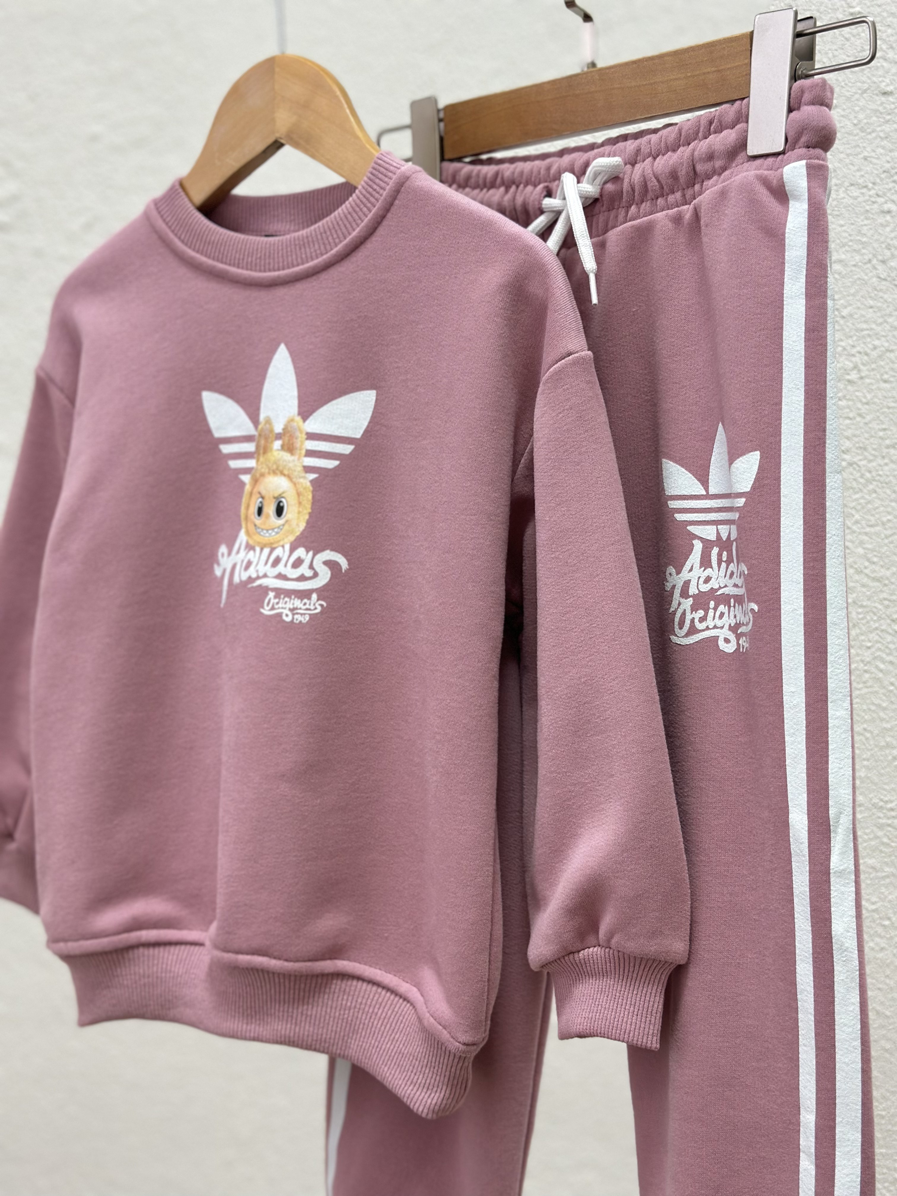 Костюм adidas адидас лабубу - фото 7