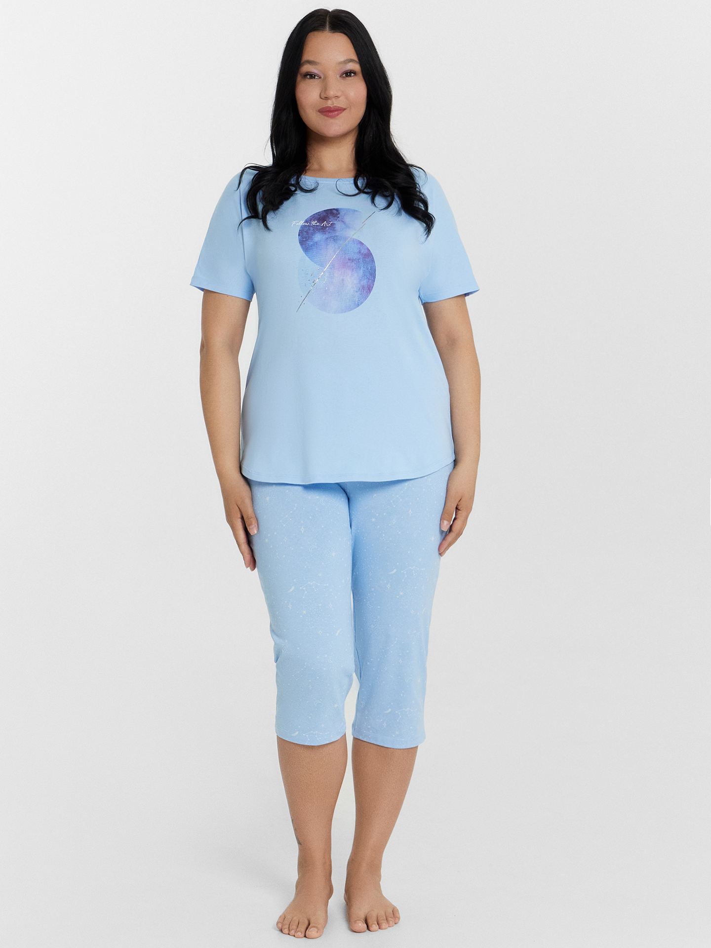 Изображение товара Женская пижама Mark Formelle из хлопка с принтом созвездий, размер plus size