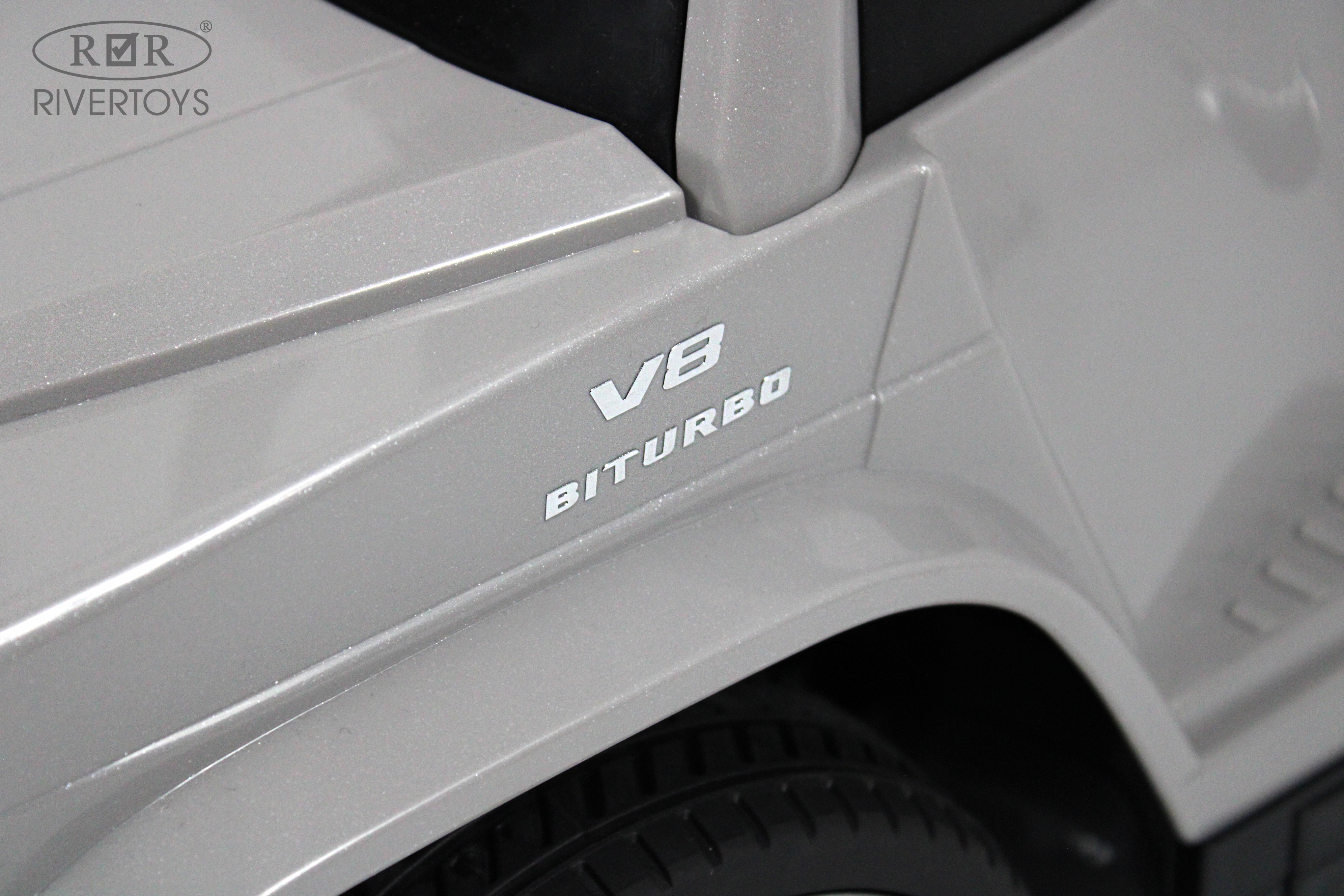 Каталка RIVERTOYS Mercedes-Benz G63 Grey Diamond серый - фото 11