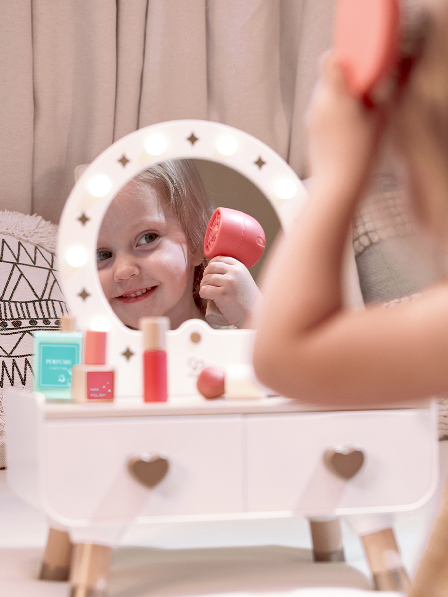 Игрушка Hape туалетный столик, фен, косметика - фото 2