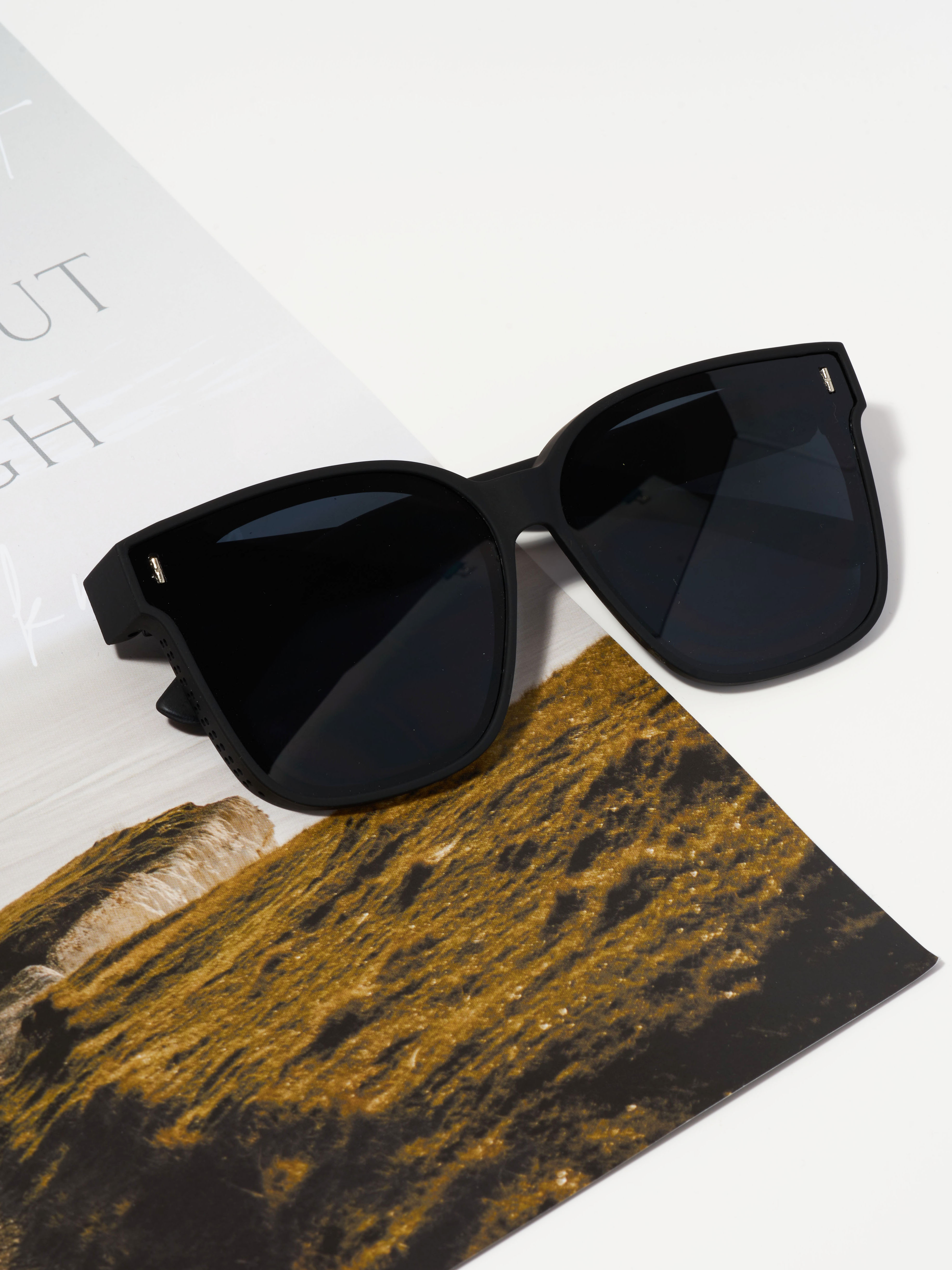 Солнцезащитные очки SUNNY GLASS O00023 - фото 12