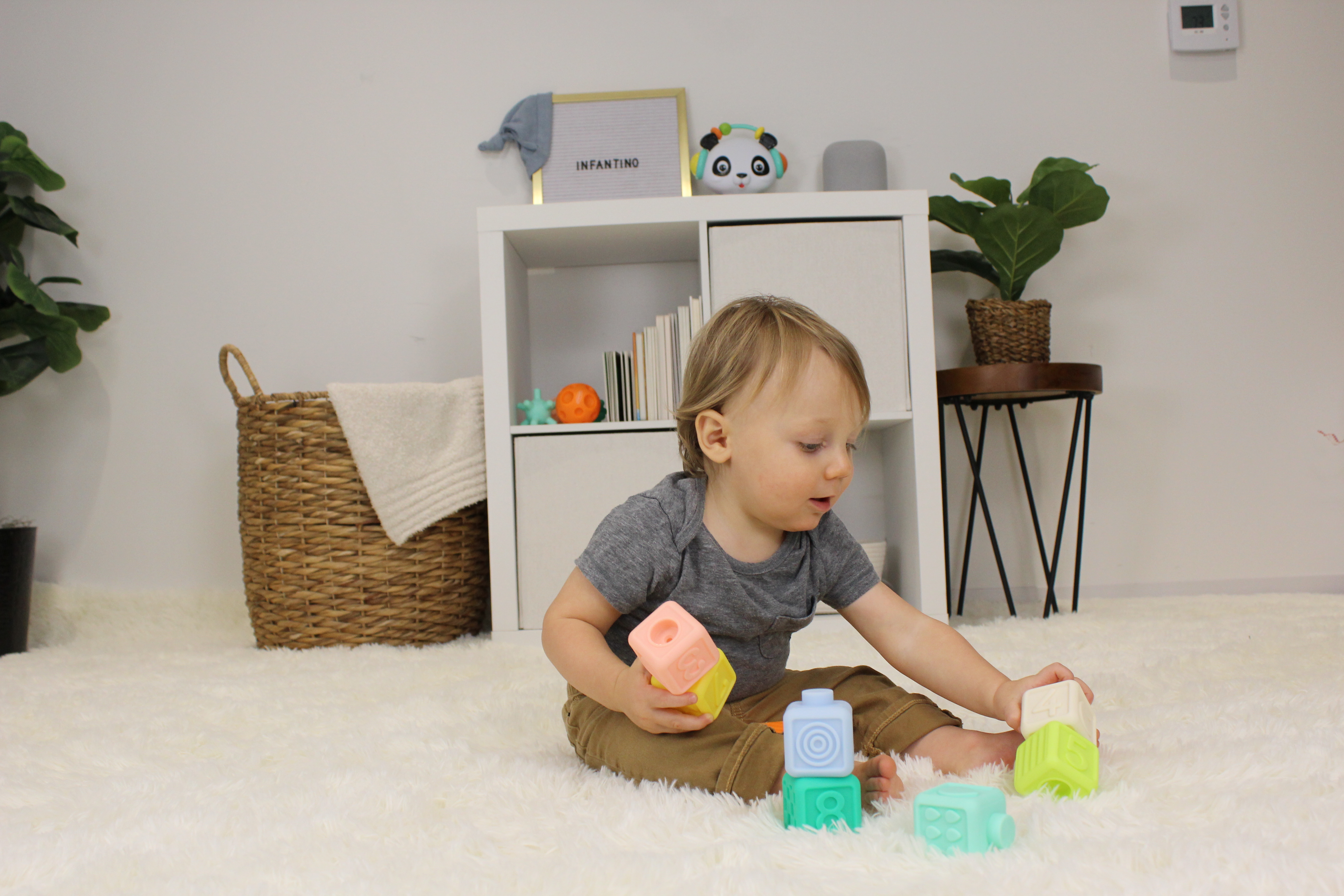 Игрушка INFANTINO кубики развивающие мягкие - фото 5