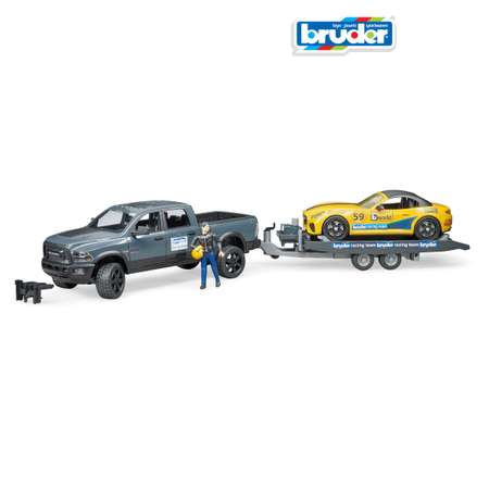 Внедорожник Bruder Ram с автомобилем Roadster 1:16