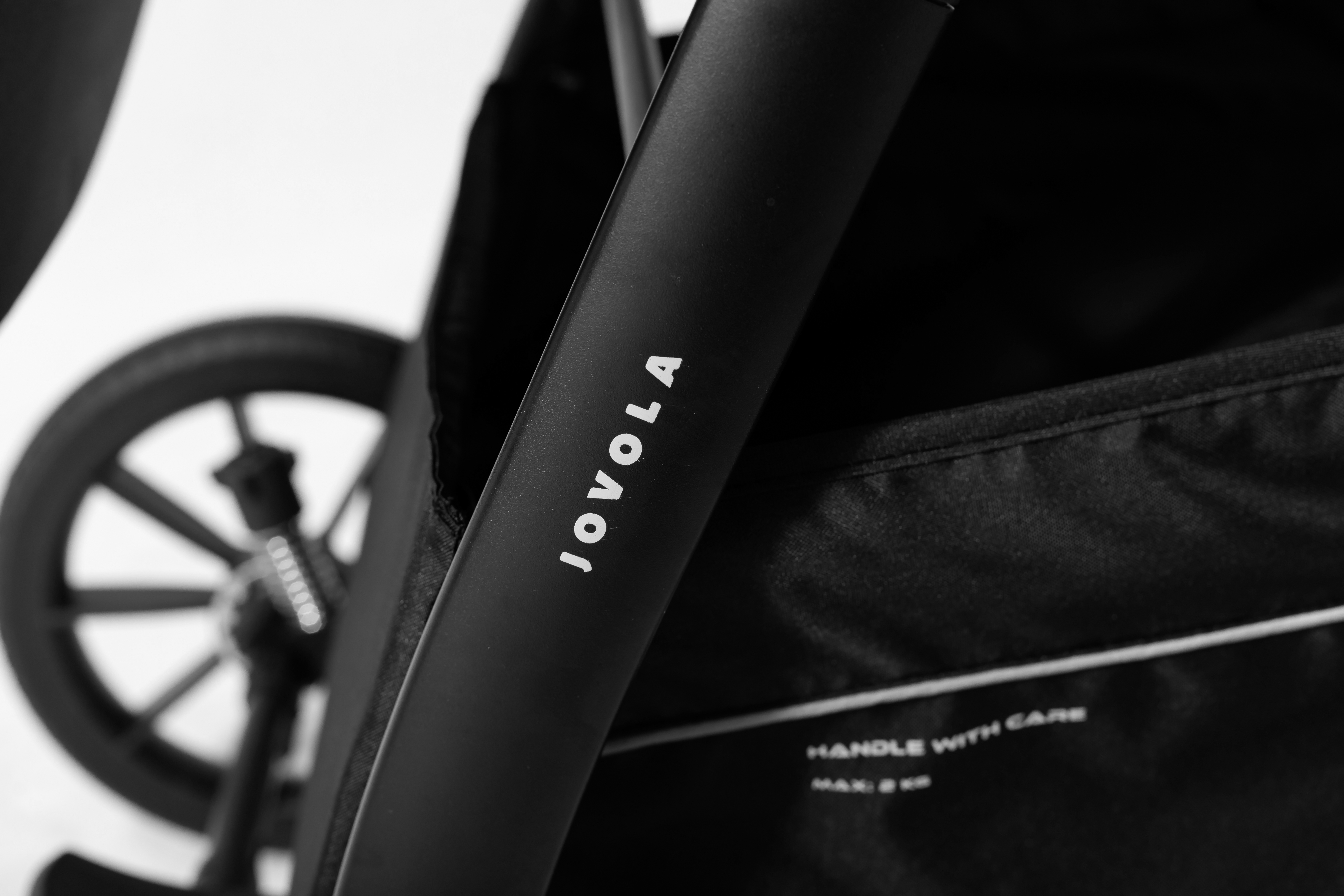 Коляска прогулочная JOVOLA LYRA зеленый - фото 9