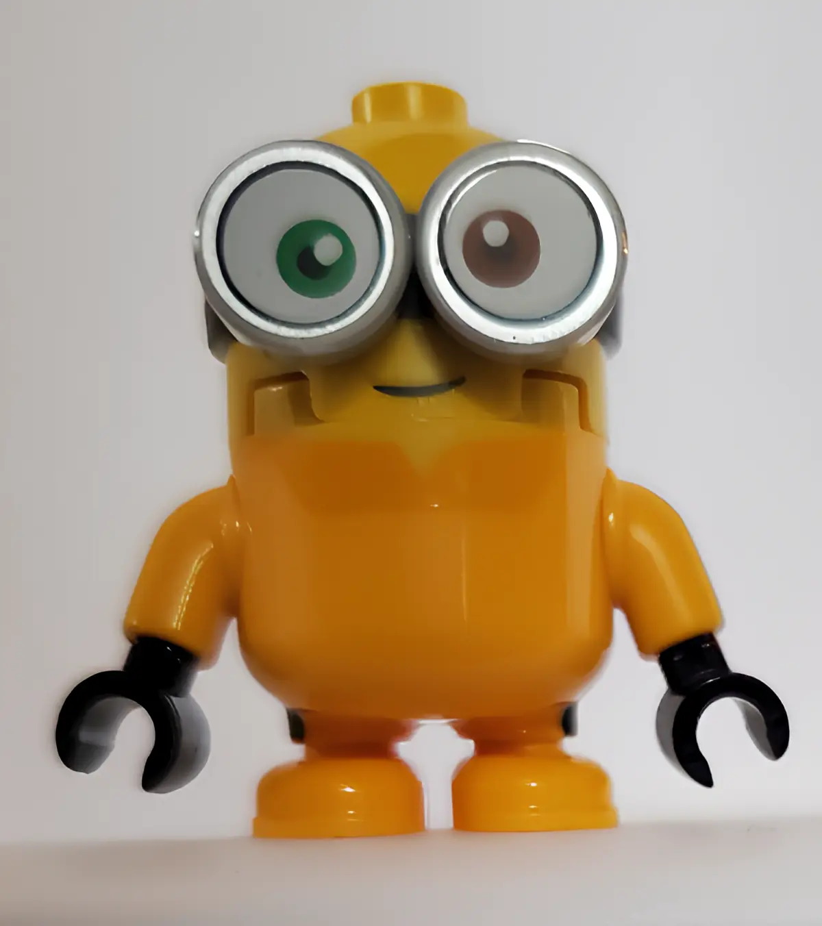 Фигурка LEGO Minion Bob - фото 1