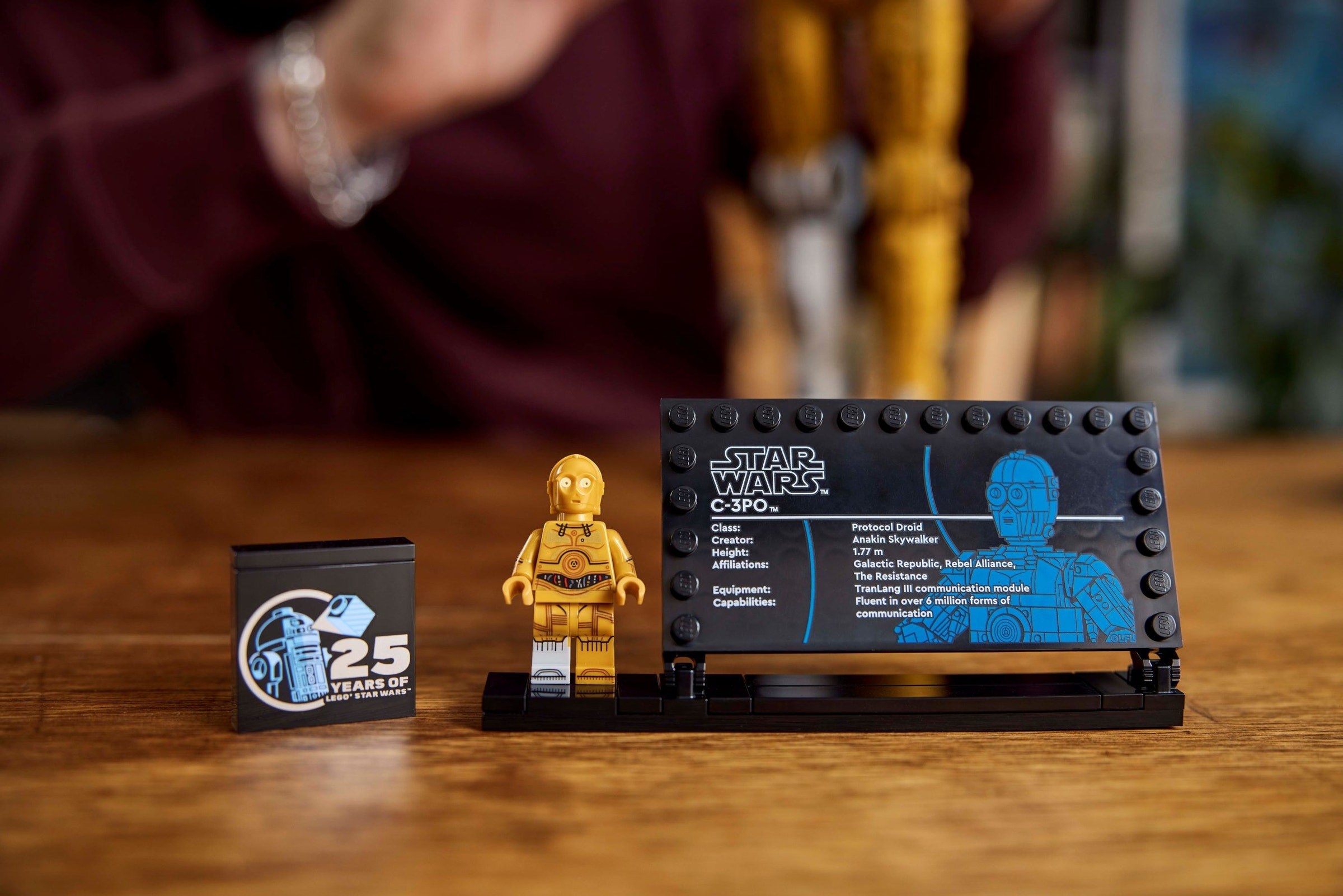Конструктор LEGO Star Wars 75398 1138 дет. - фото 3