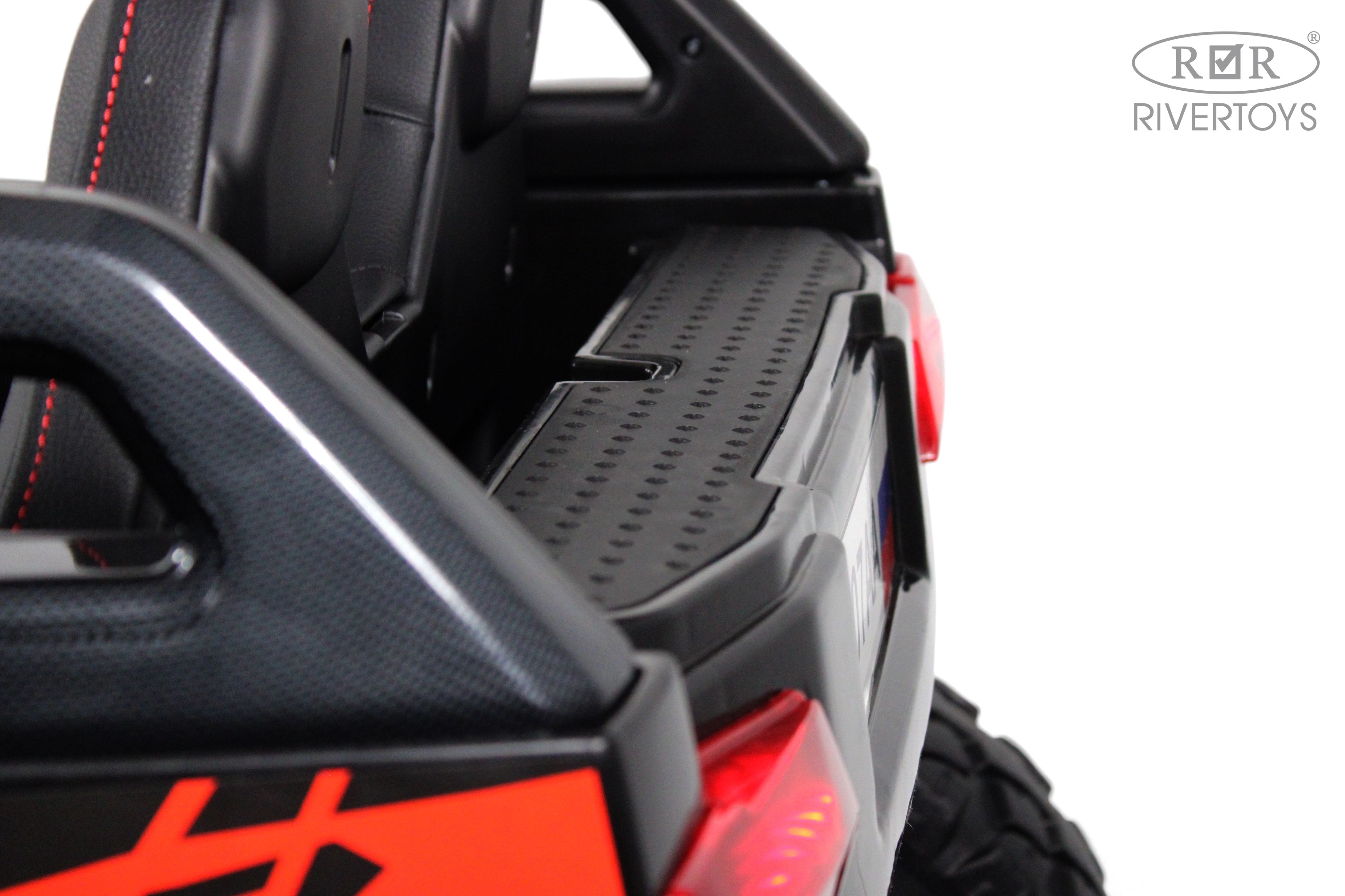 Электромобиль RIVERTOYS A707AA-LUX-NEW-BLACK-CARBON С пультом ДУ - фото 9