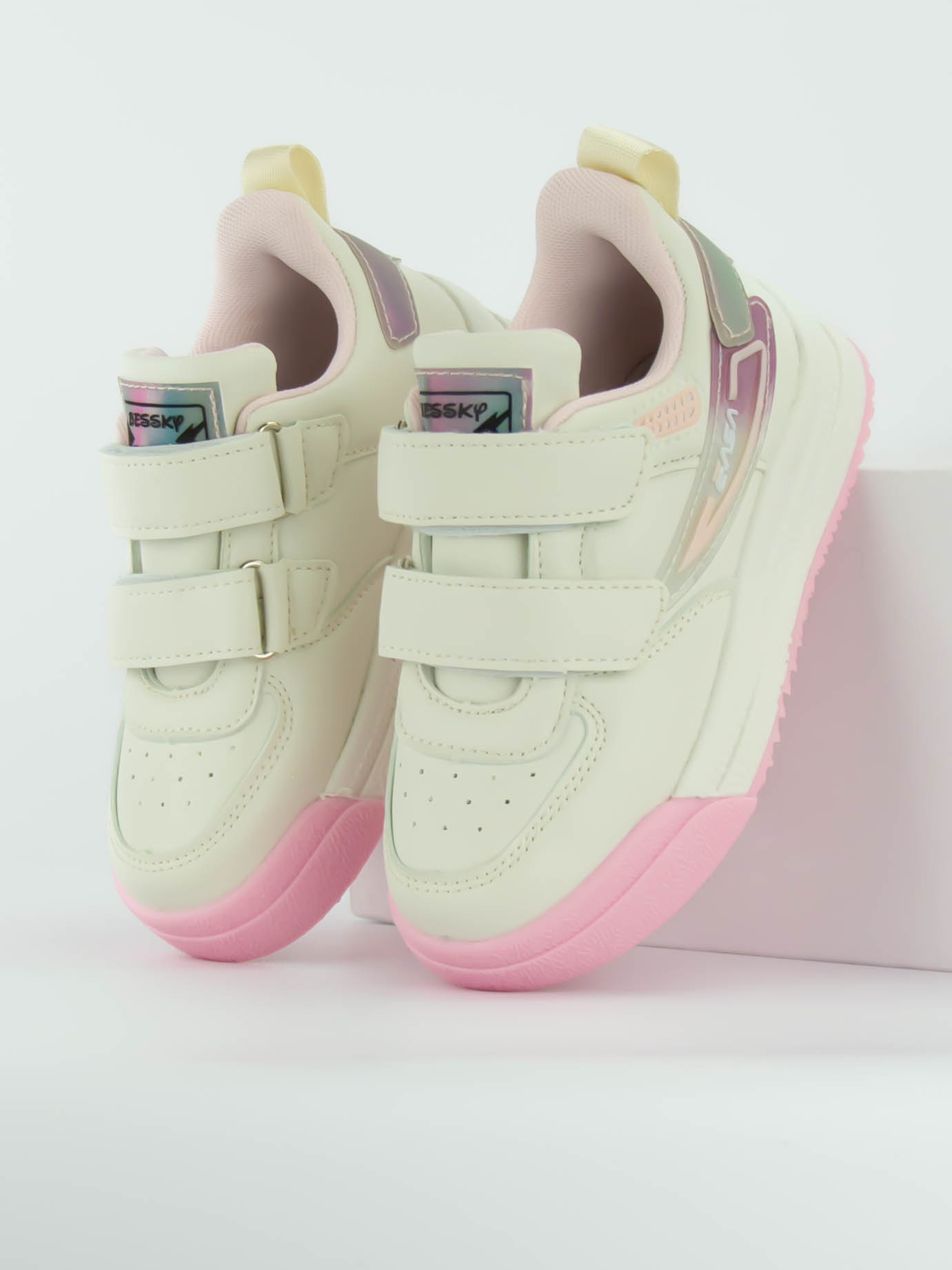 Кроссовки CASTLELADY 19112 - фото 1