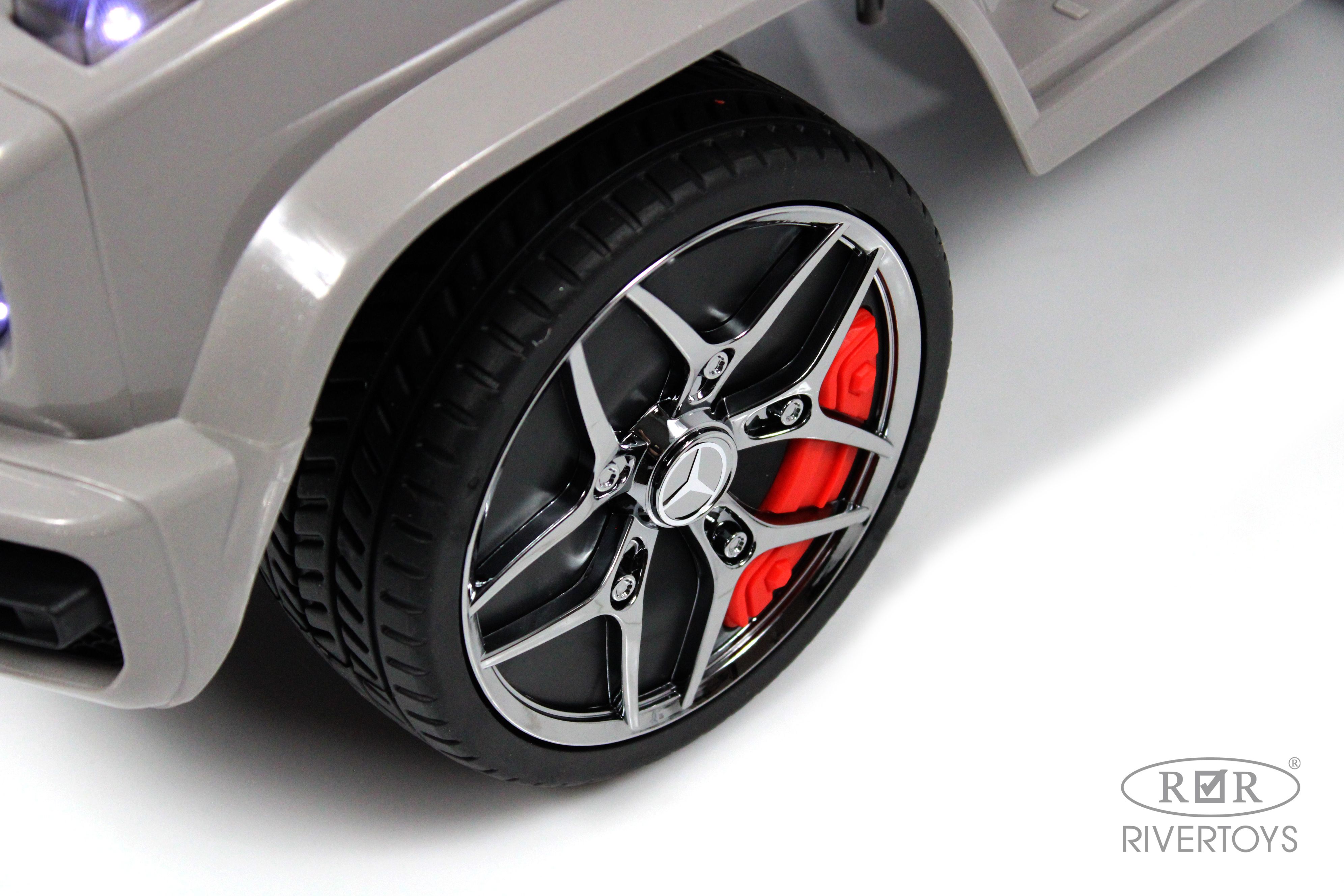Каталка RIVERTOYS Mercedes-Benz G63 Grey Diamond серый - фото 9