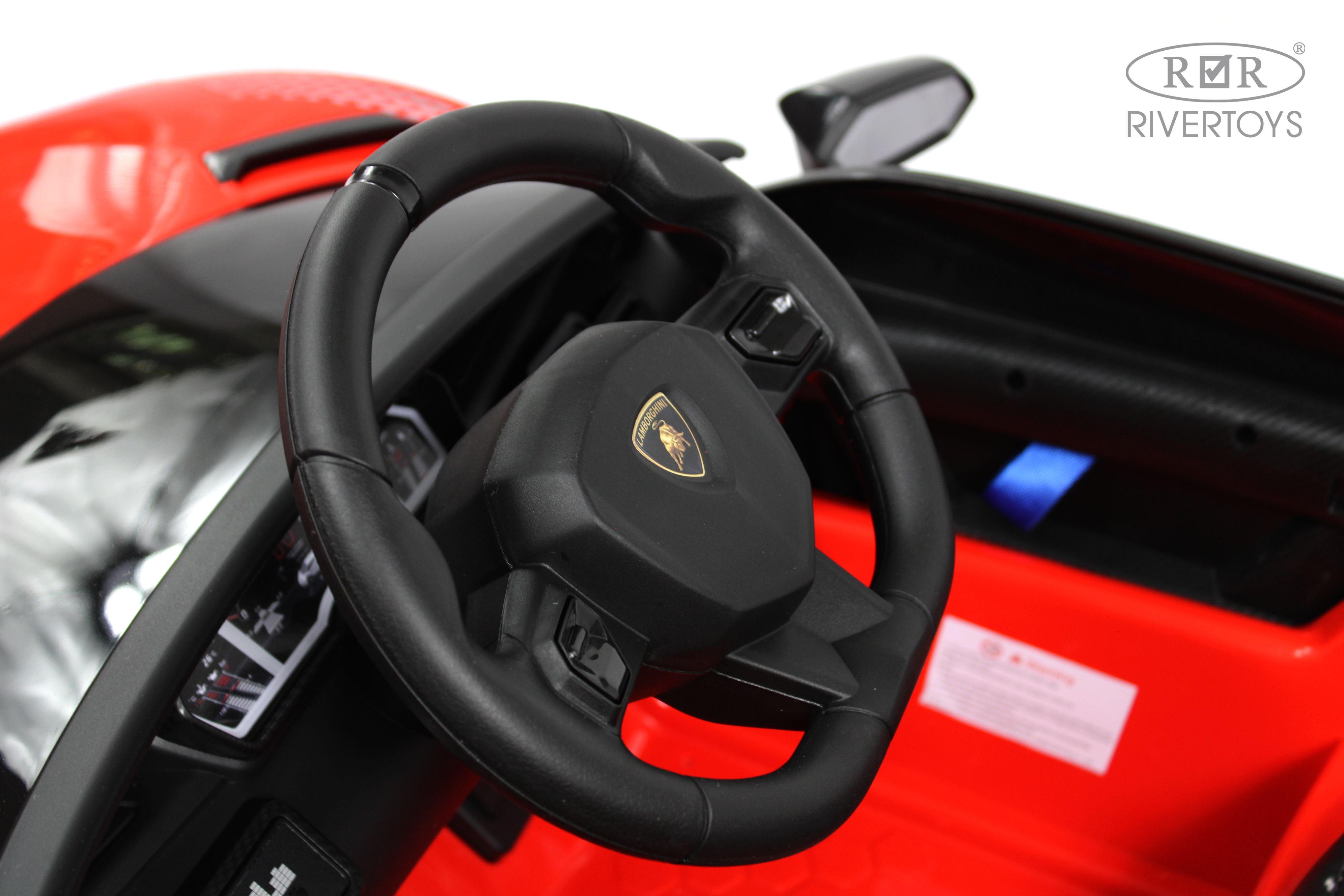 Электромобиль RIVERTOYS K888PX-RED С пультом ДУ - фото 13