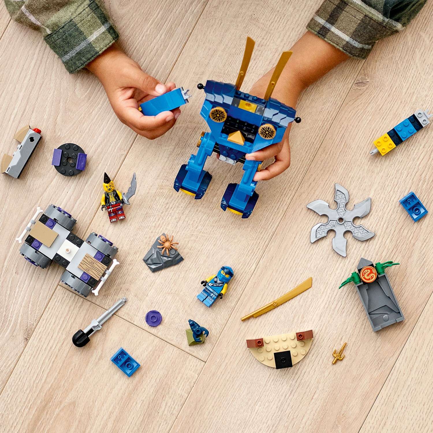 Конструктор LEGO NINJAGO Электрический робот Джея 106 дет. - фото 9