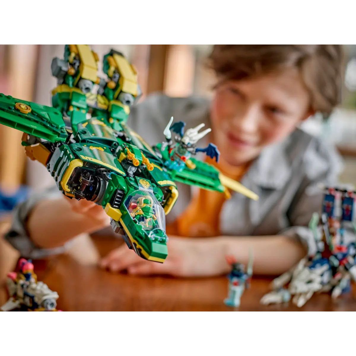 Конструктор LEGO NINJAGO Реактивный робот Ллойда 1112 дет. - фото 9