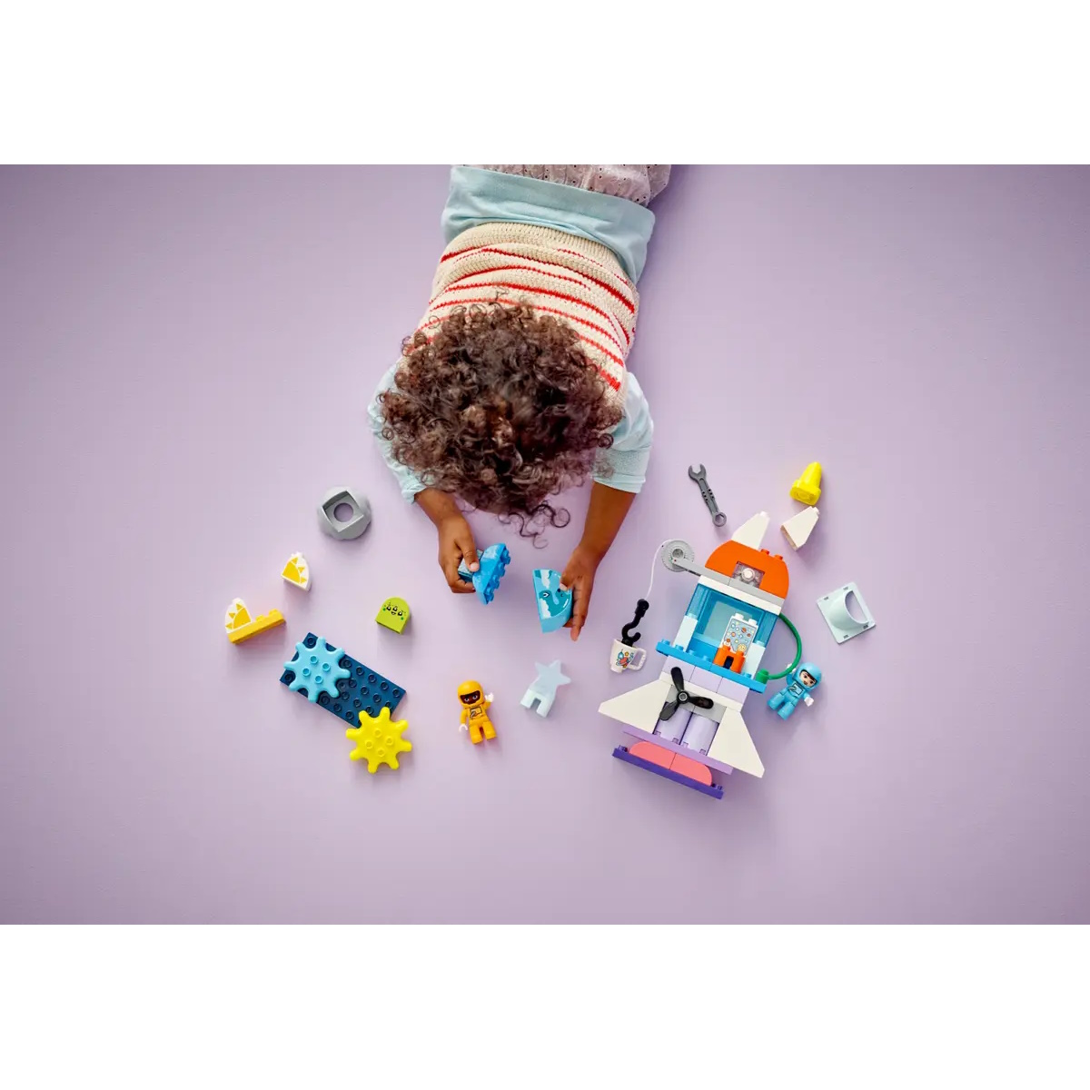 Конструктор LEGO DUPLO Приключения на космо шаттле - фото 12