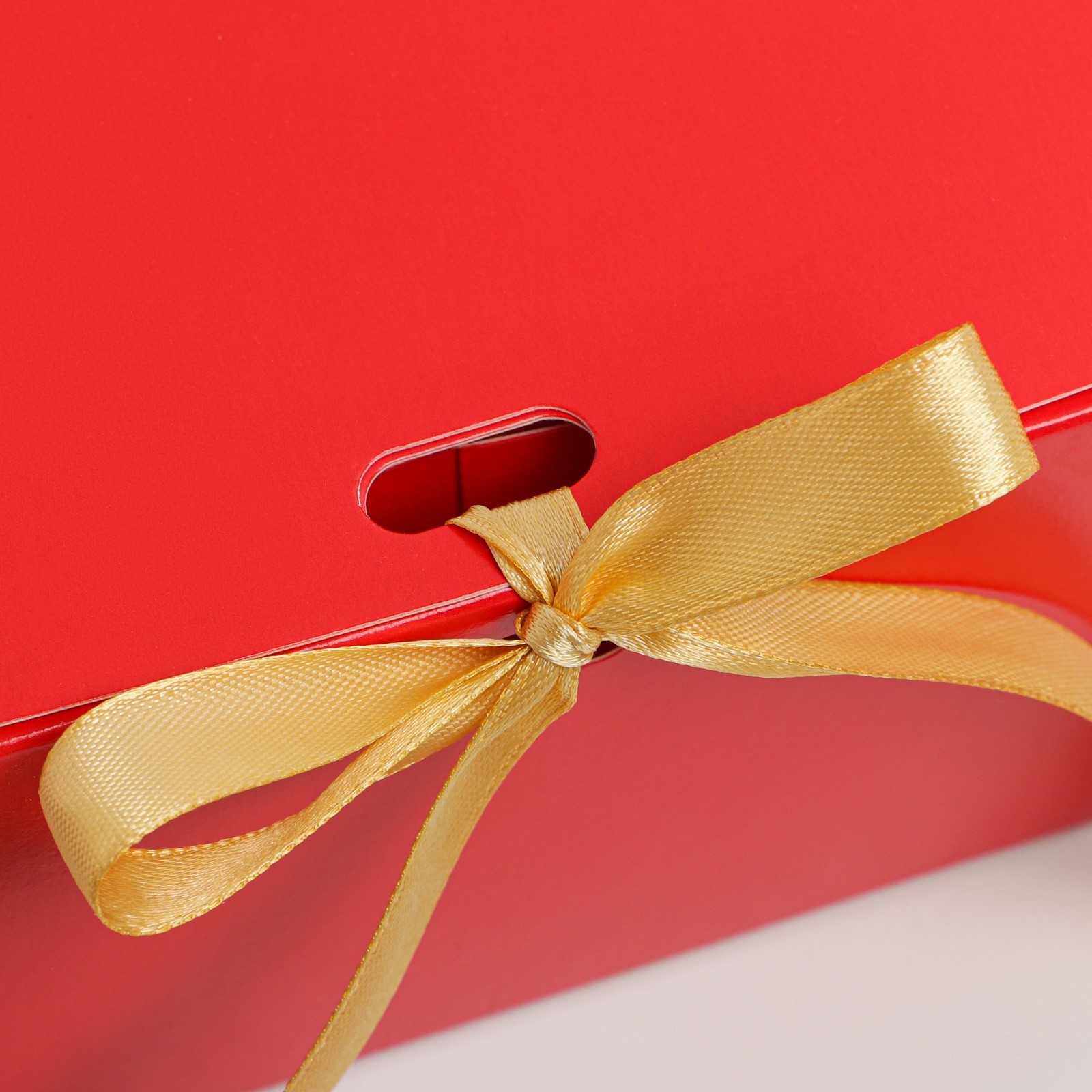 Складная коробка подарочная Дарите Счастье «С новым годом» тиснение красный 16.5 х 12 х 5 см - фото 4