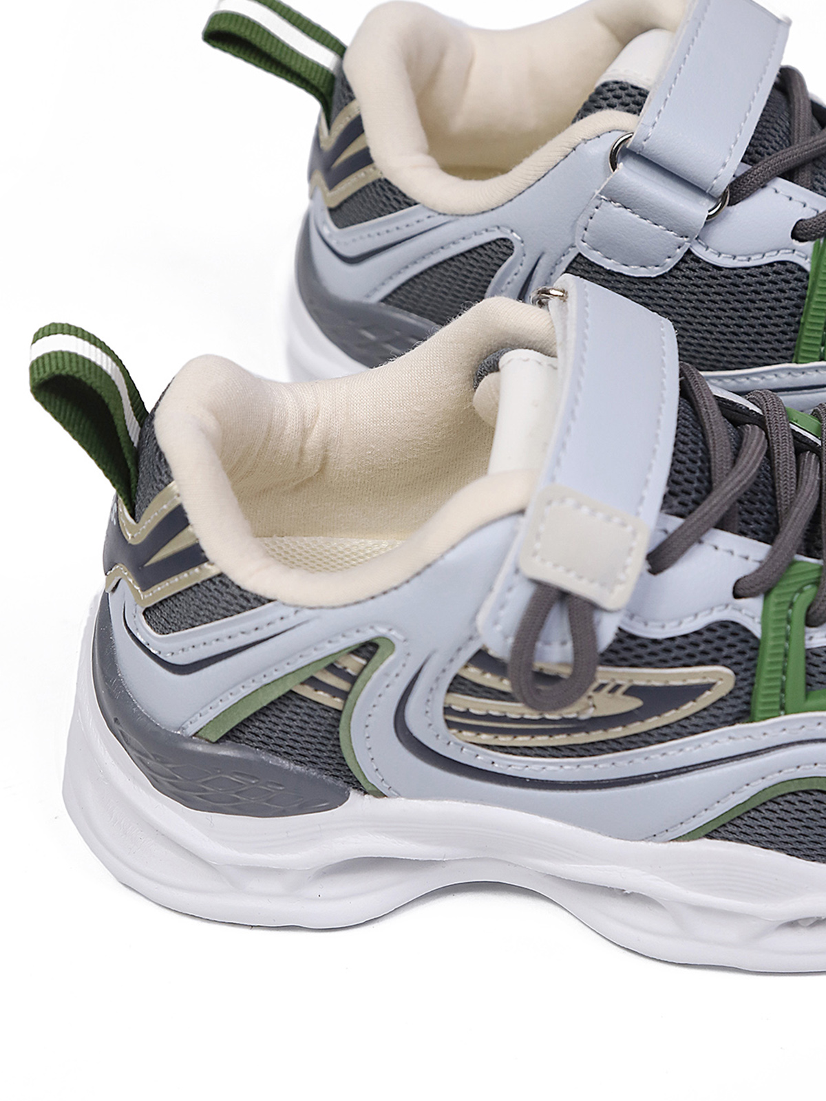 Кроссовки Boys and Girls 26002-1 - фото 3