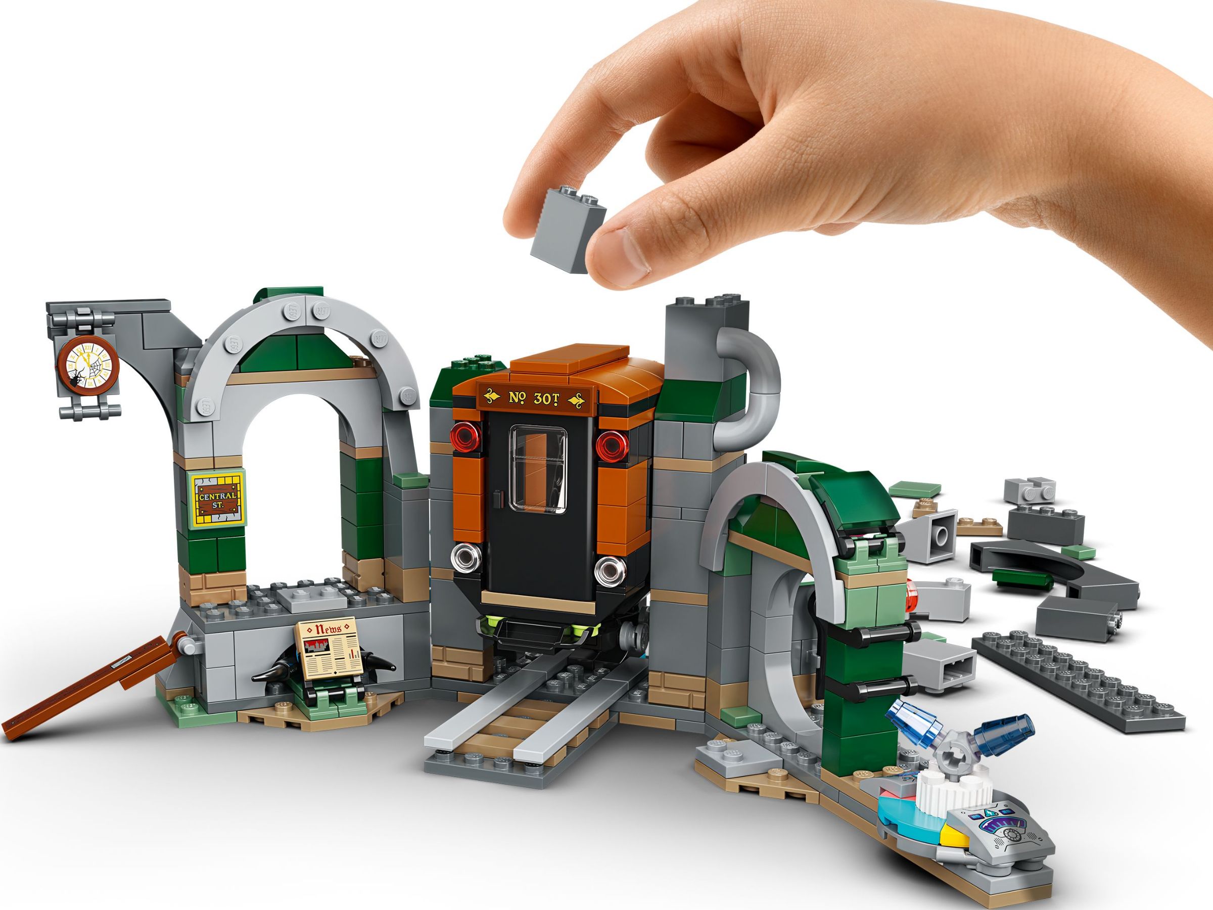 Конструктор LEGO Hidden Side 70430 348 дет. - фото 6