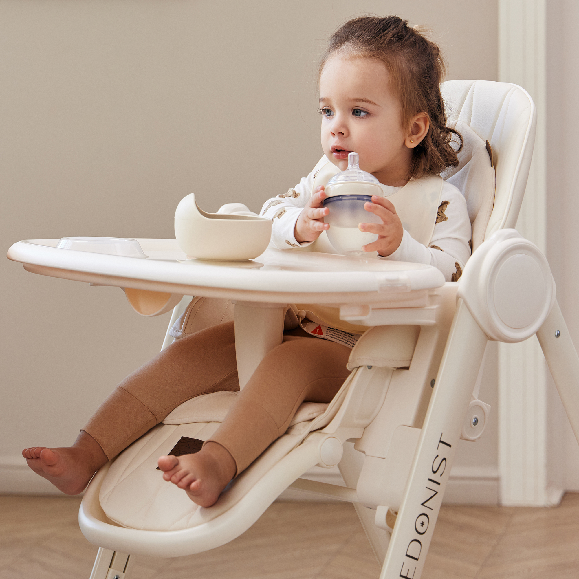 Стульчик для кормления Happy Baby Berny Lux бежевый - фото 19