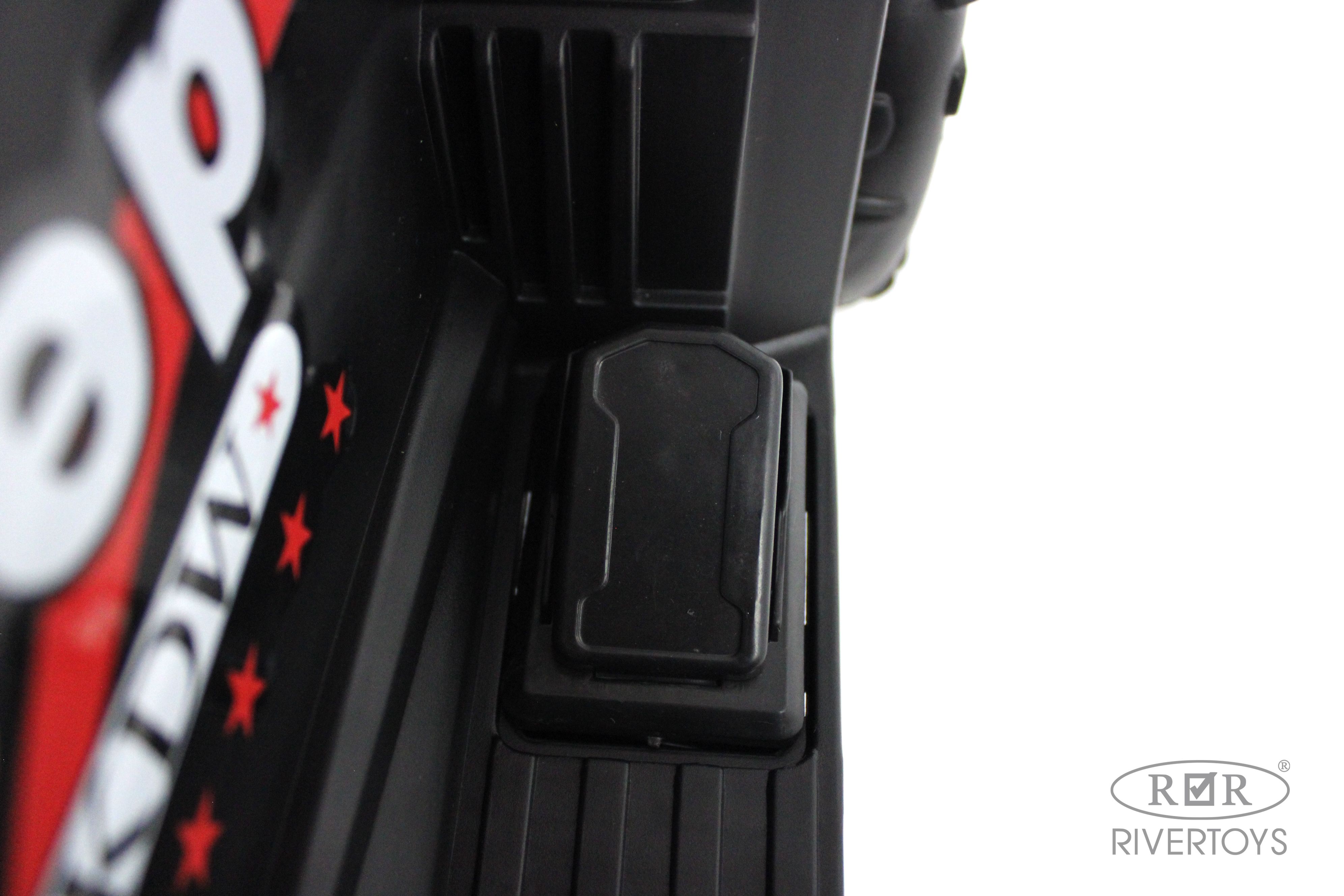 Электромобиль RIVERTOYS G003GG-RED С пультом ДУ - фото 15