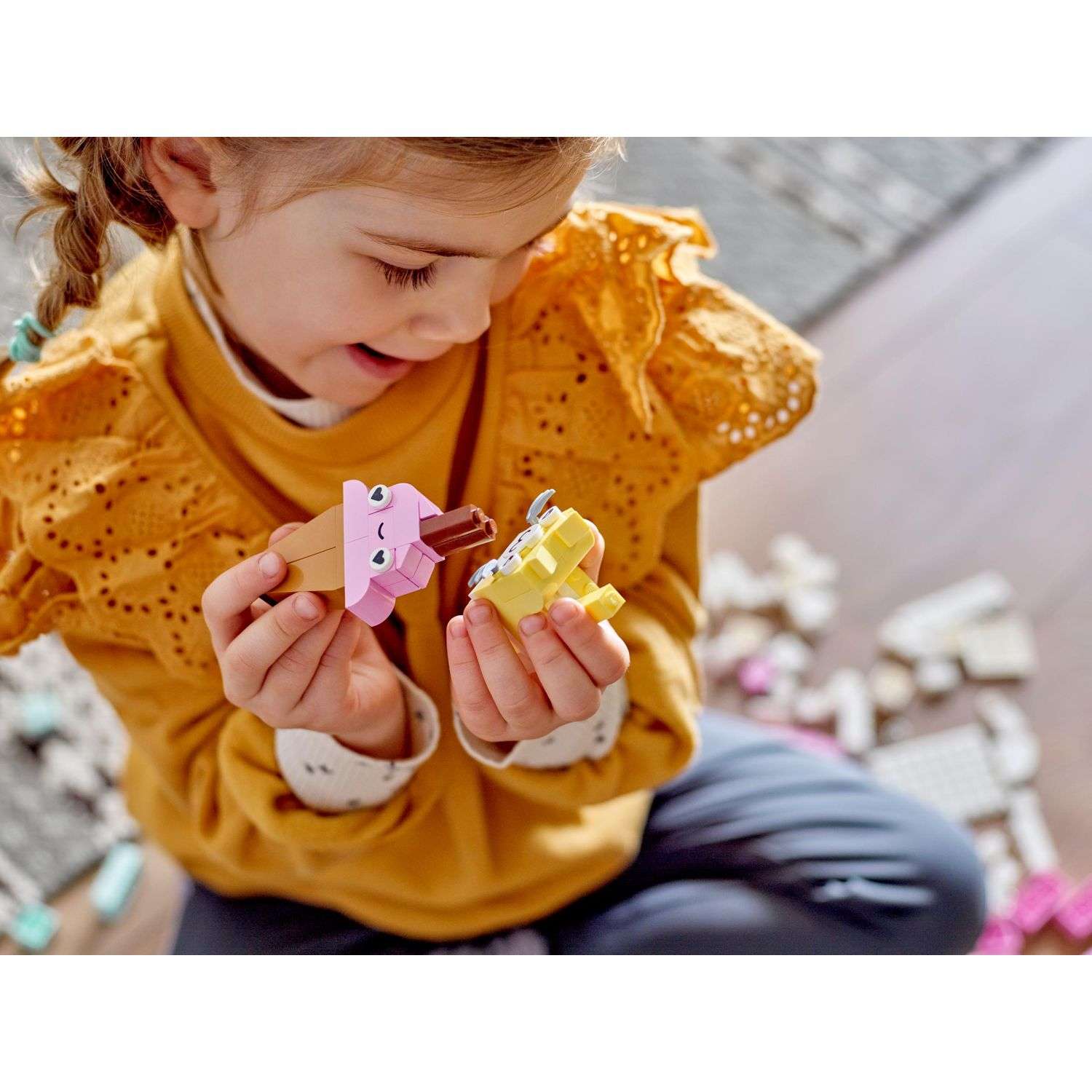 Конструктор LEGO Classic Creative Pastel Fun 333 дет. - фото 12