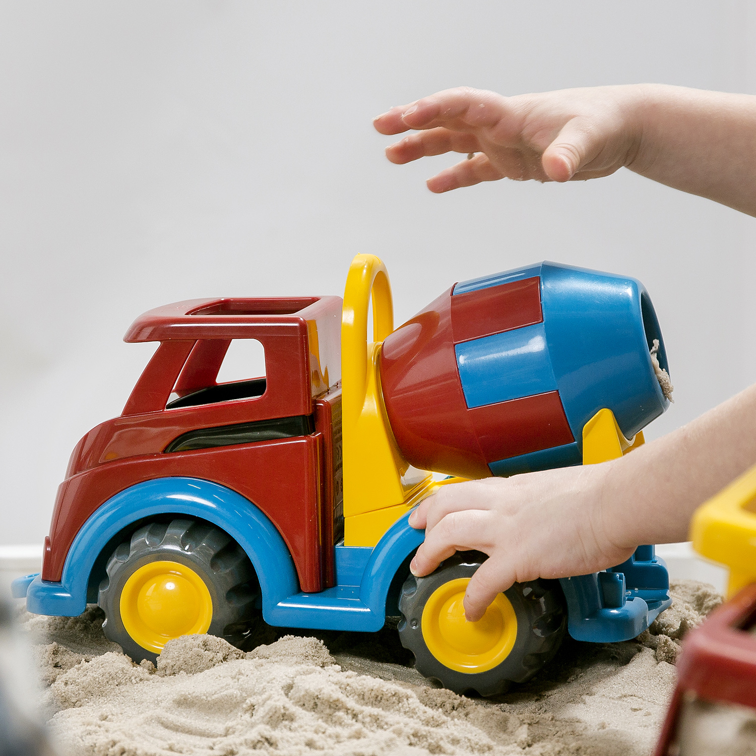 Бетономешалка VIKINGTOYS MIGHTY 30 см от 1 года 1853 - фото 2