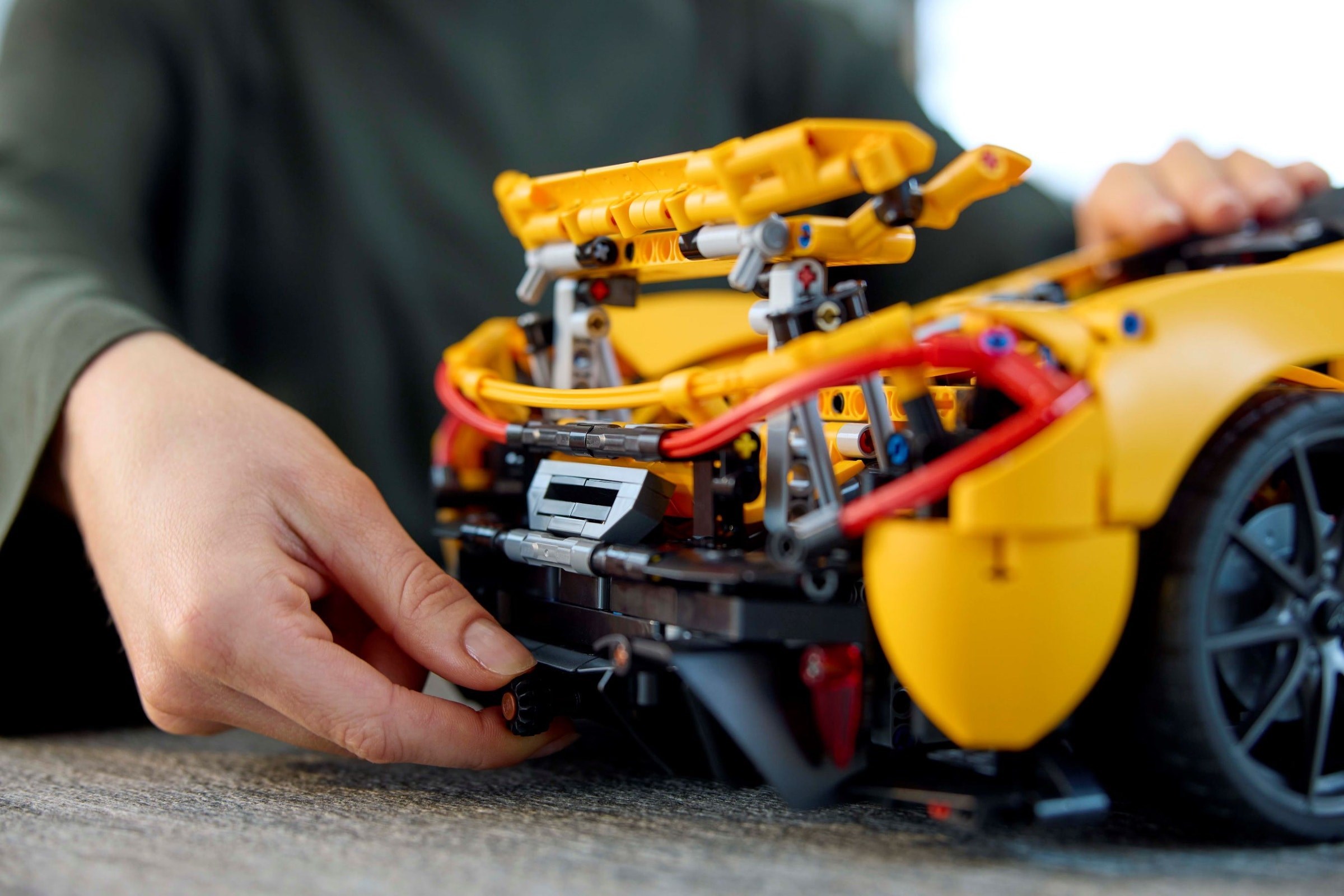 Конструктор LEGO Technic 42172 3893 дет. - фото 6