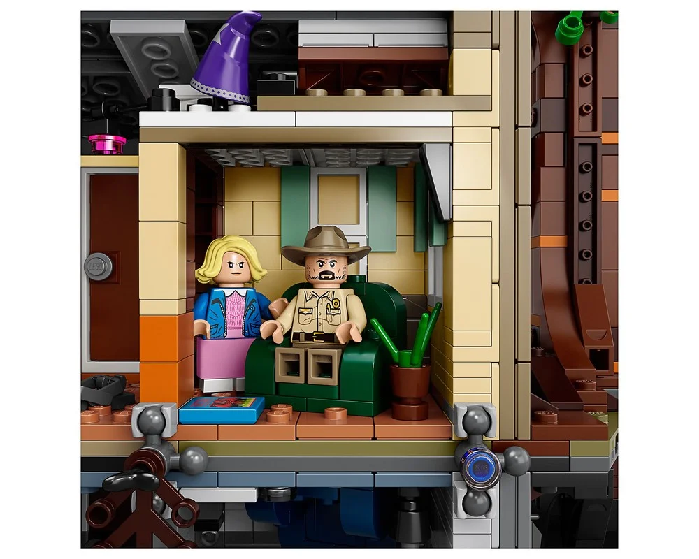 Изображение товара Конструктор LEGO Creator Expert 75810 2254 дет. Изображение товара Конструктор LEGO Creator Expert 75810 2254 дет.