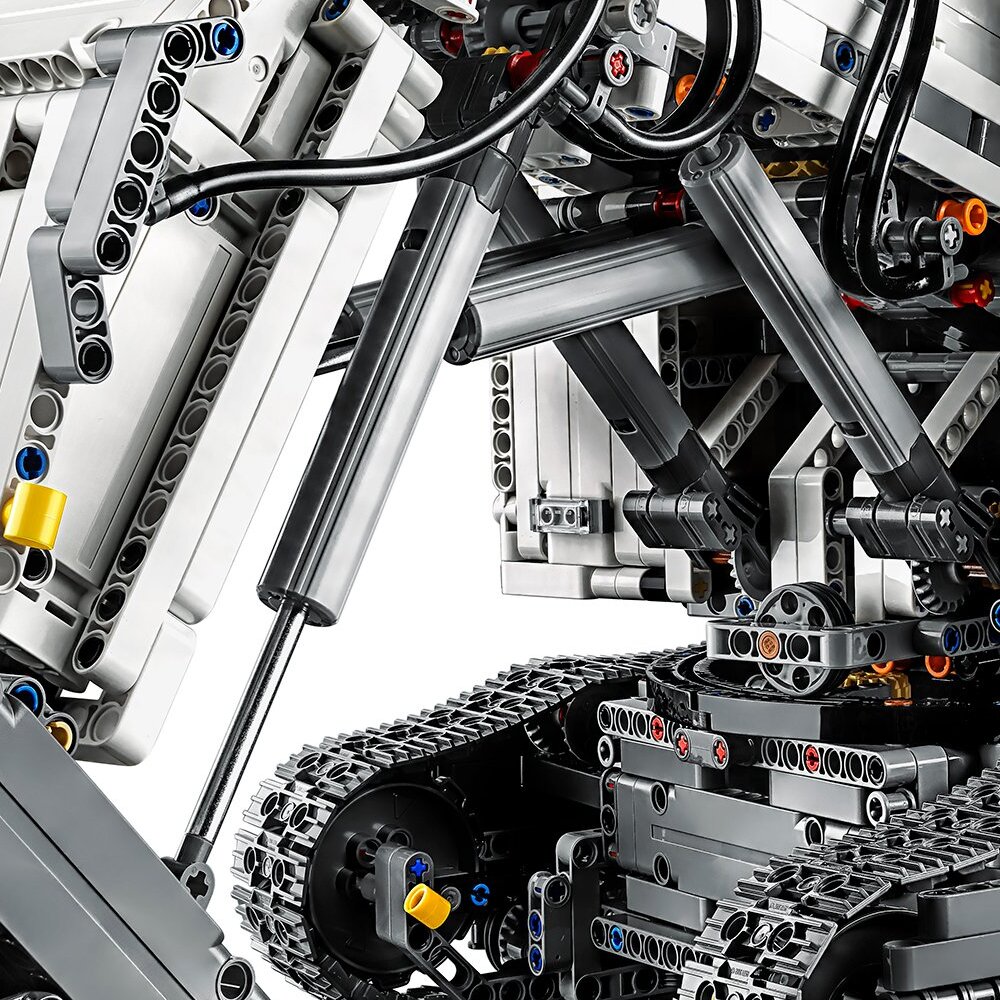 Конструктор LEGO Technic Экскаватор Liebherr R 9800 2573 дет. - фото 2