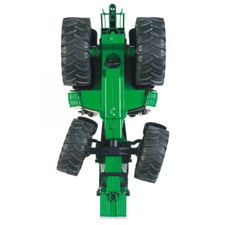 Трактор Bruder John Deere