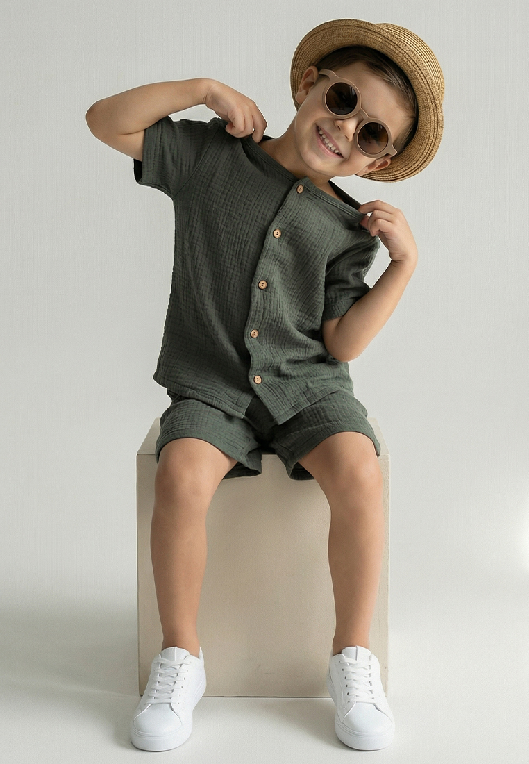 Изображение товара Комплект ясельный YOULALA: рубашка и шорты для мальчиков и девочек