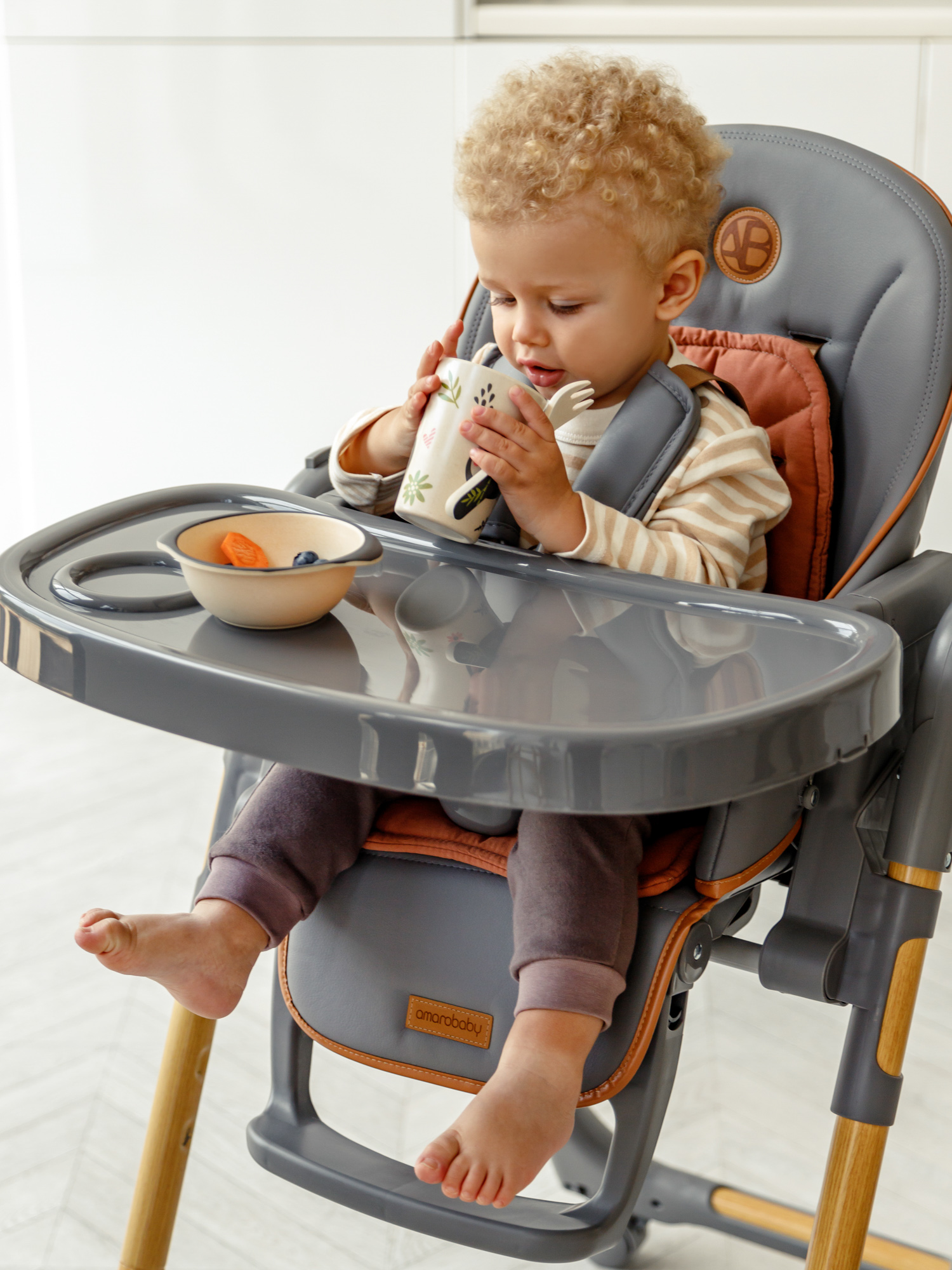 Стульчик для кормления Amarobaby Elegant классический - фото 23