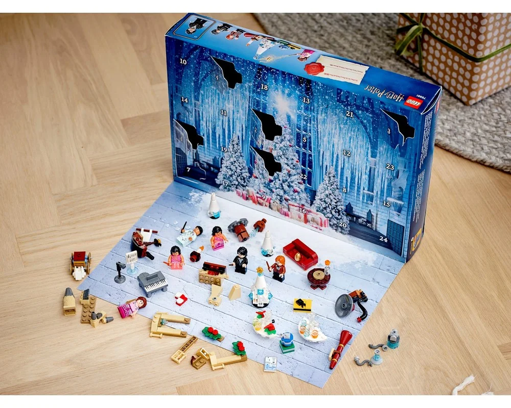 Конструктор LEGO Harry Potter 75981 335 дет. - фото 10