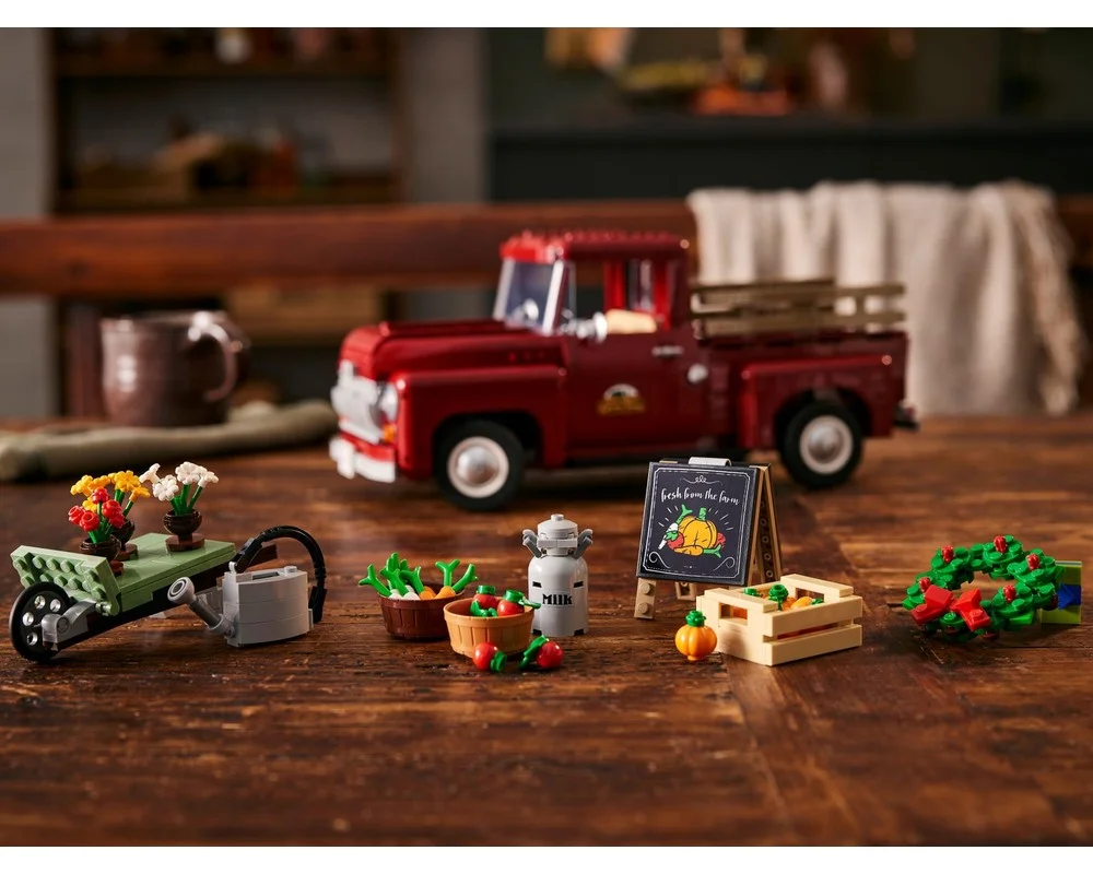 Конструктор LEGO Creator Expert 10290 2354 дет. - фото 25