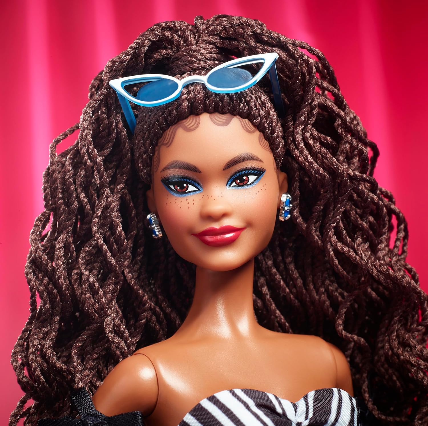 Кукла модельная Barbie HRM59 - фото 4
