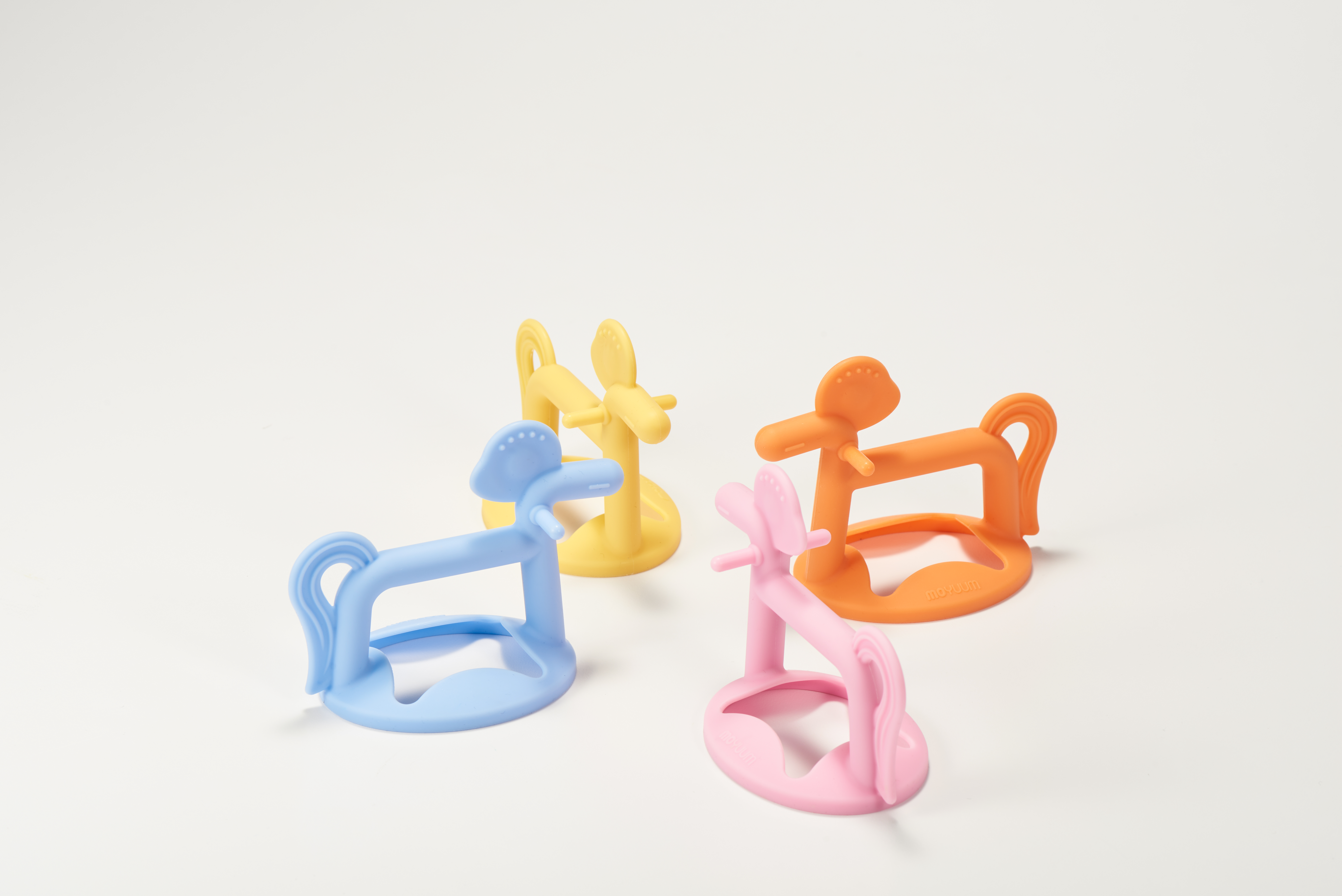 Прорезыватель MOYUUM Пони оранжевый - фото 12