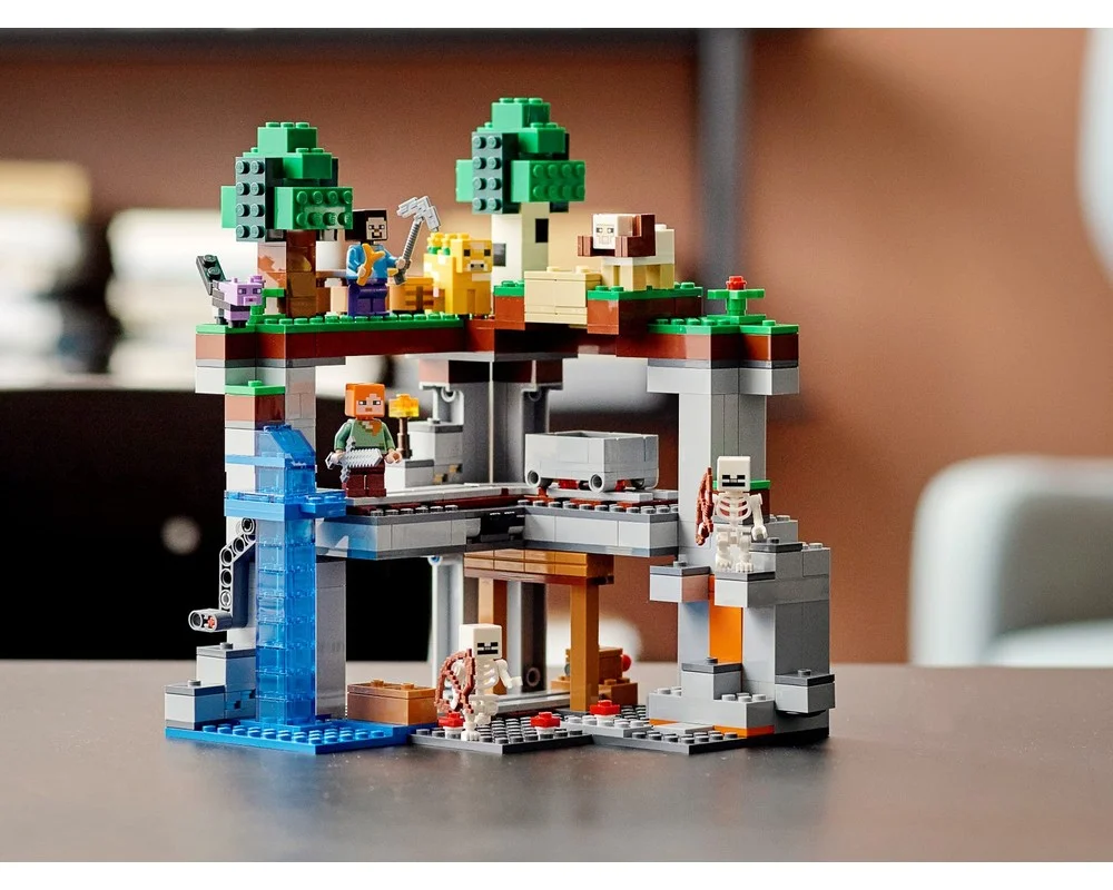 Конструктор LEGO Minecraft 21169 542 дет. - фото 1