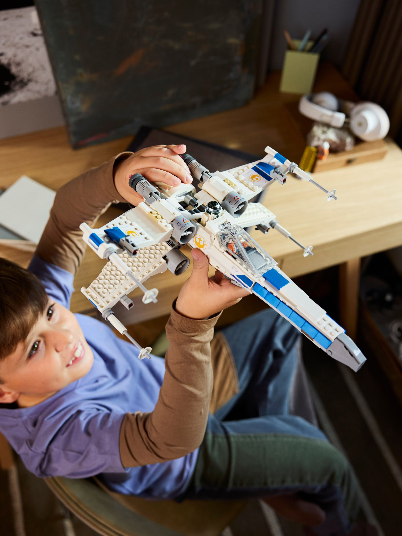 Конструктор LEGO Star Wars Истребитель X-Wing 558 дет. - фото 7
