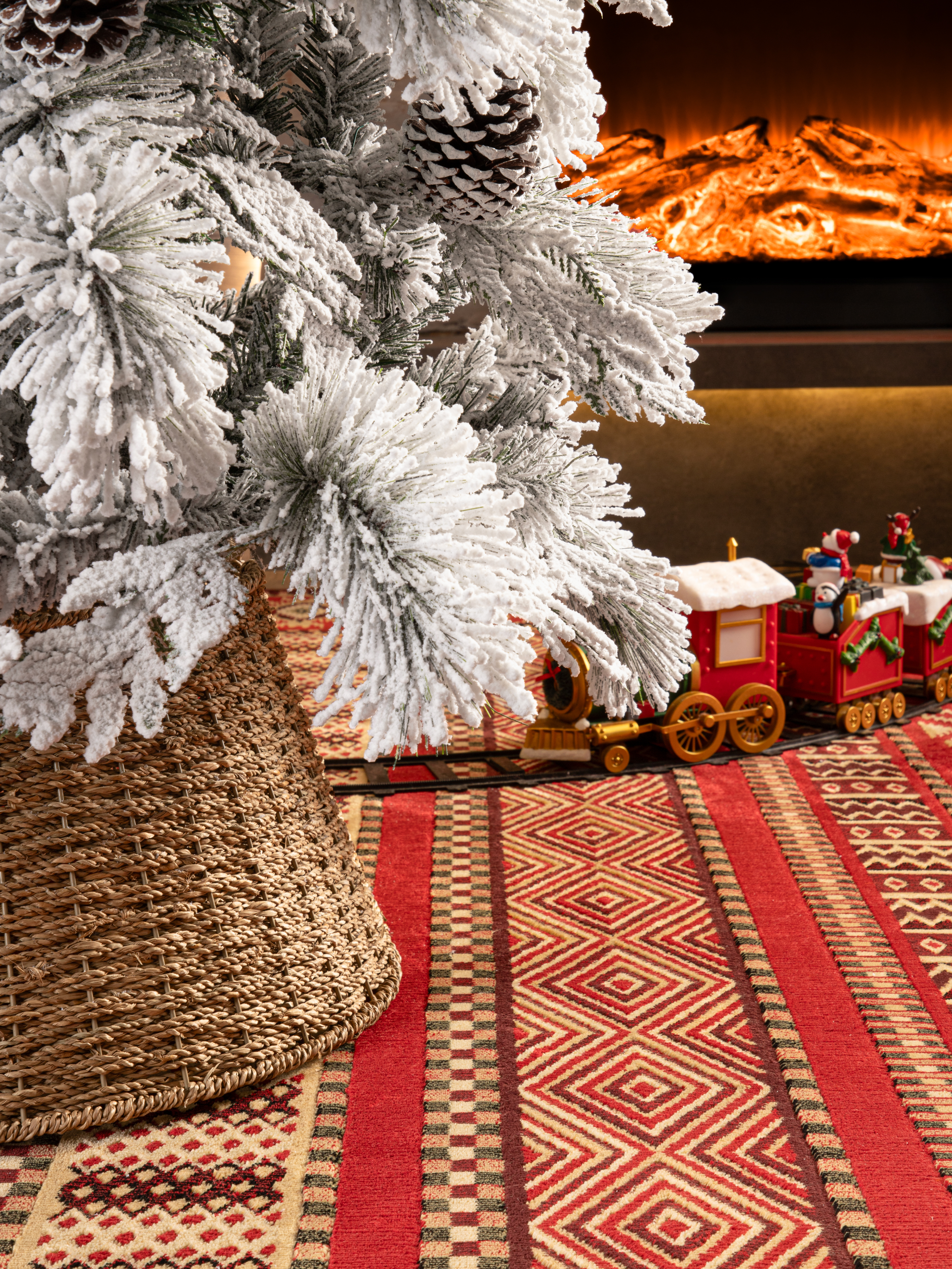 Ель Гримм заснеженная Поезд Ёлок 180 см. - фото 3