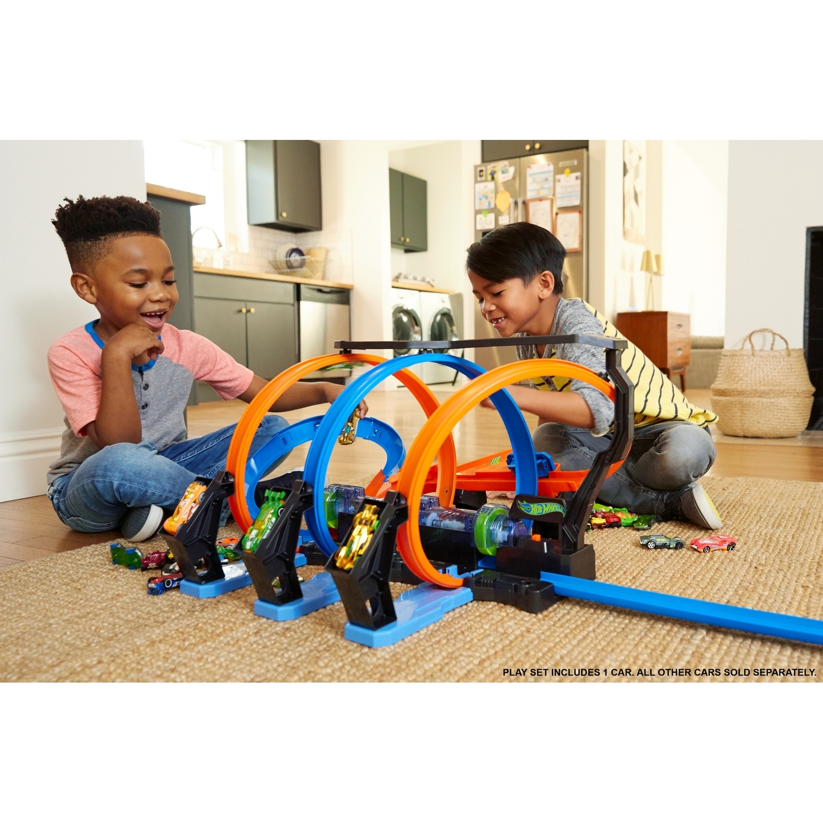 Трек Hot Wheels Винтовое столкновение FTB65 - фото 17